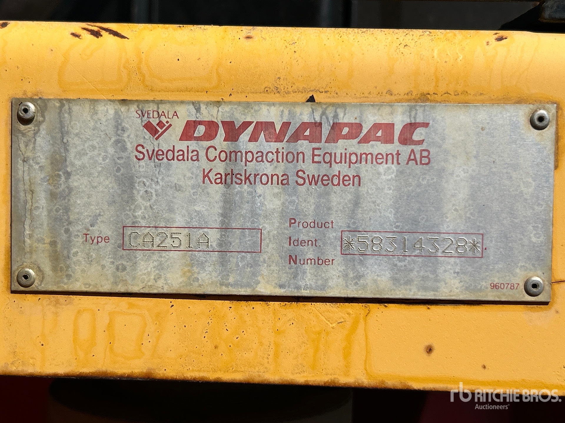 2004 Dynapac CA251A