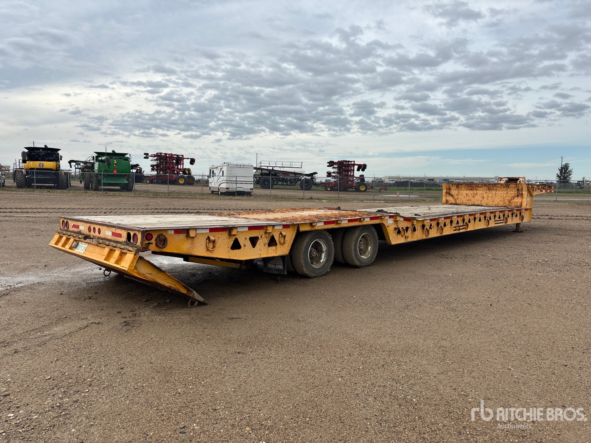 2004 Trail King TK70HT482