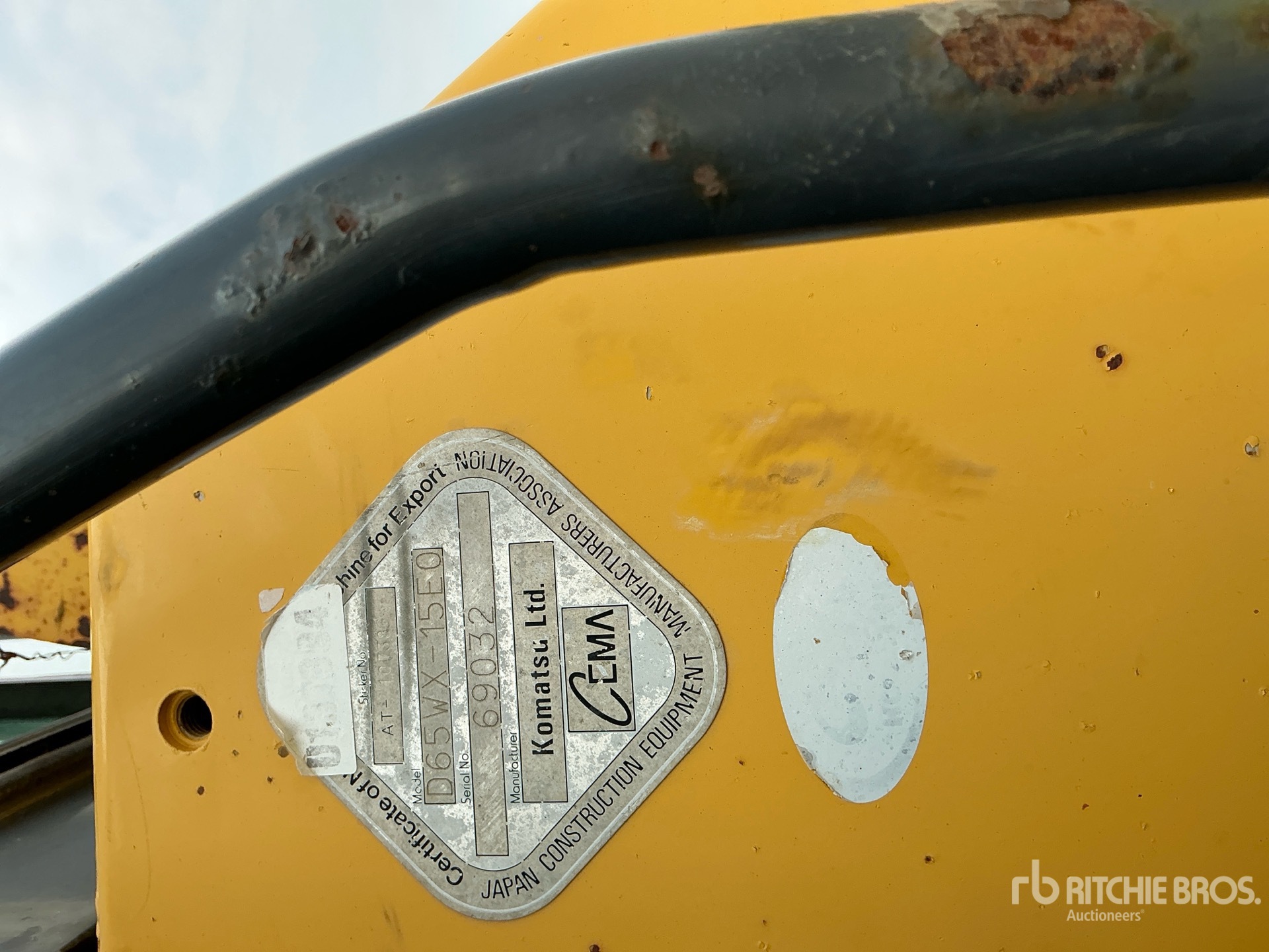 2007 Komatsu D65WX-15