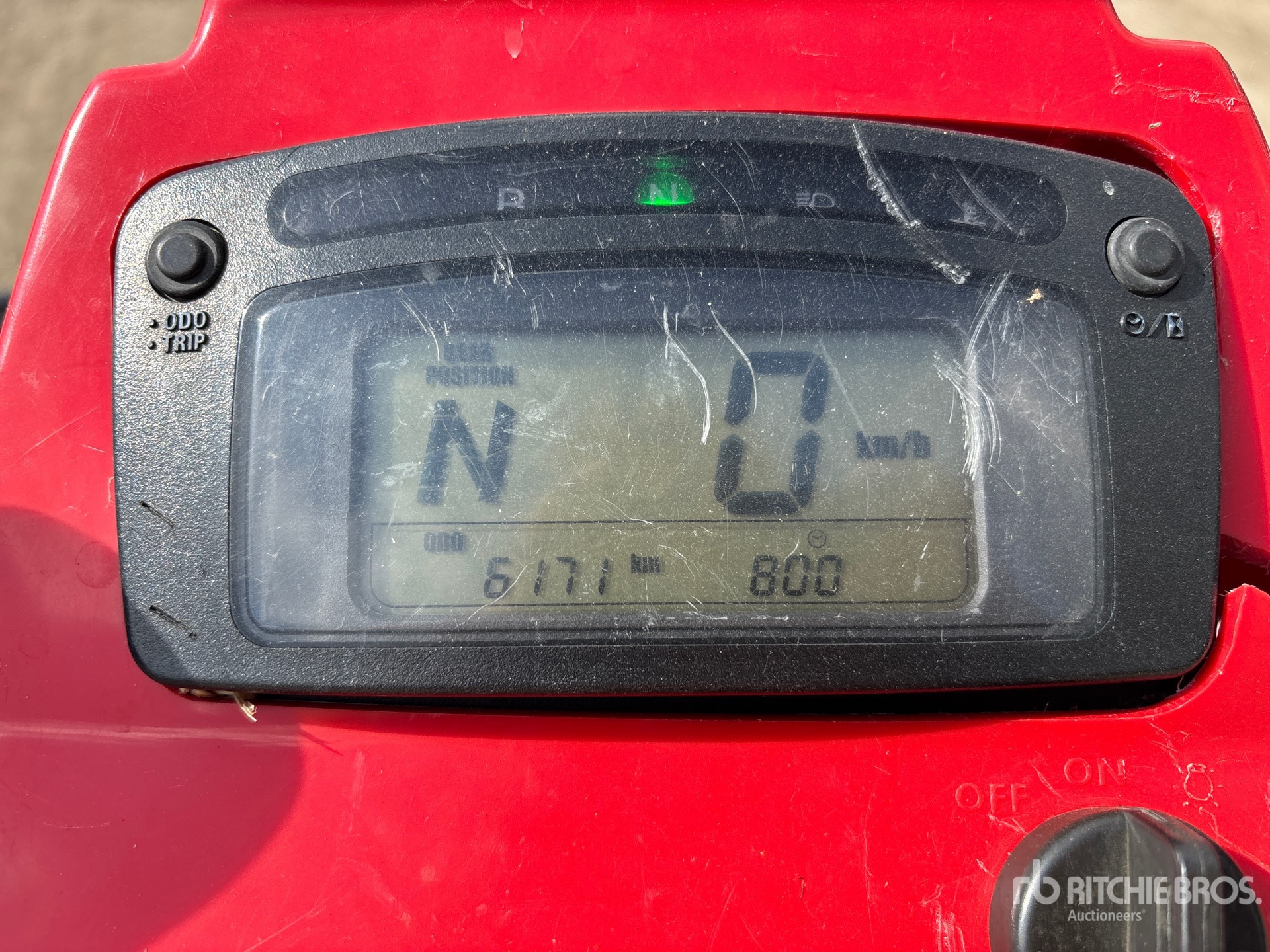 General Appearance with Hour Meter / Odometer