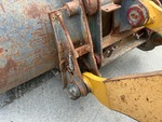 Chassis with Acopladora de las clavijas de los brazos