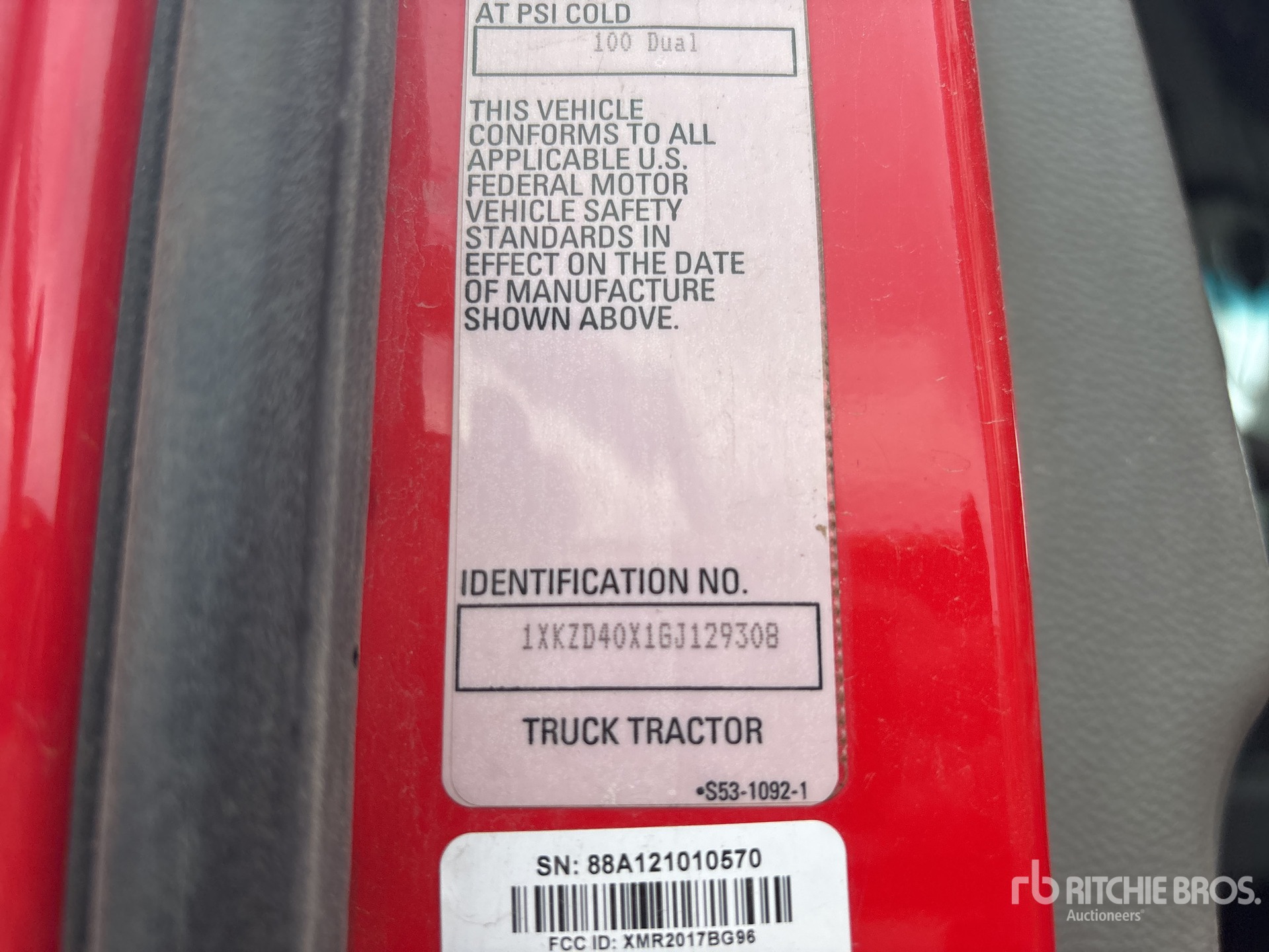 2016 Kenworth T880