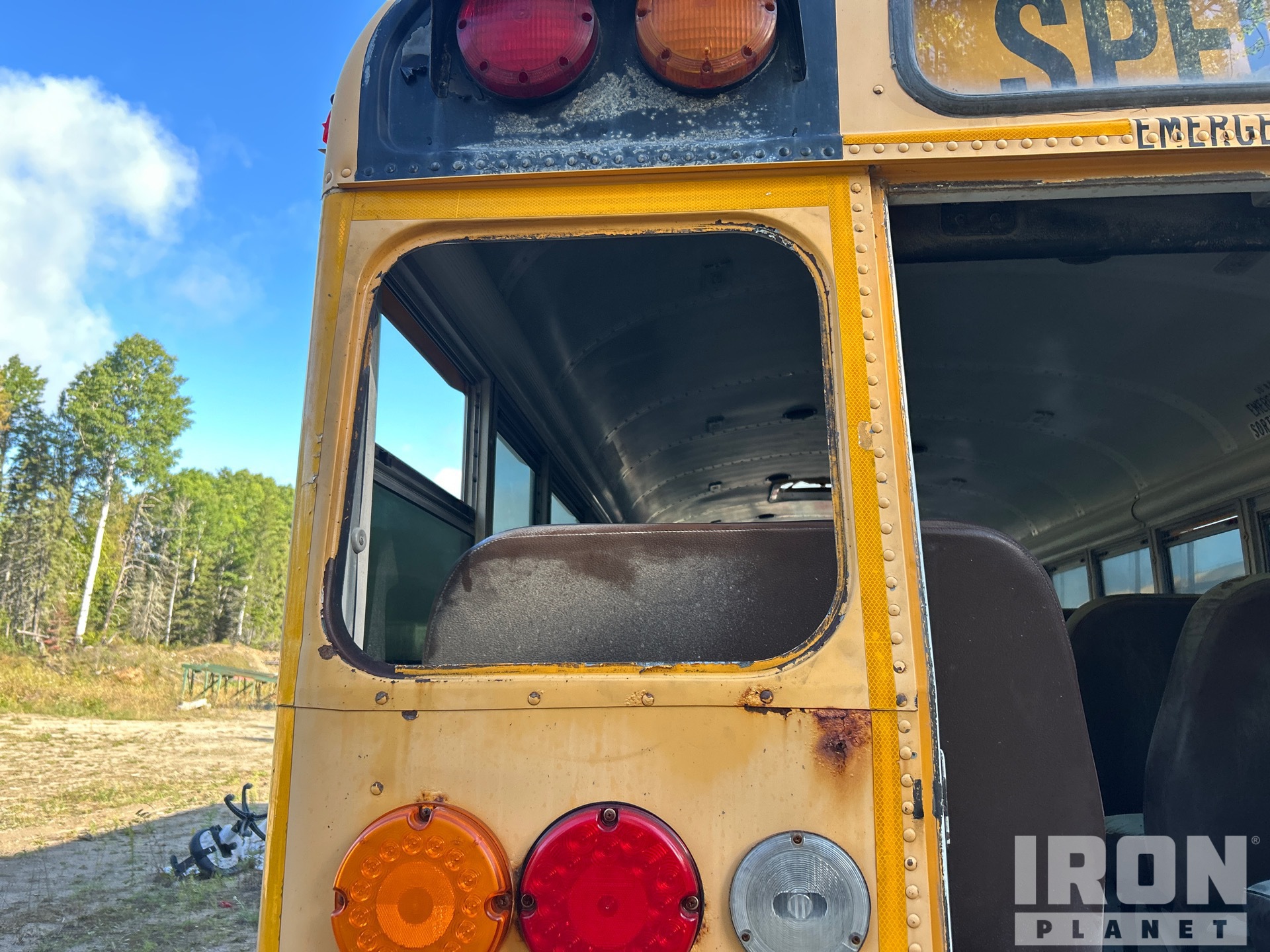 2007 Bluebird 4x2 48-Seat School