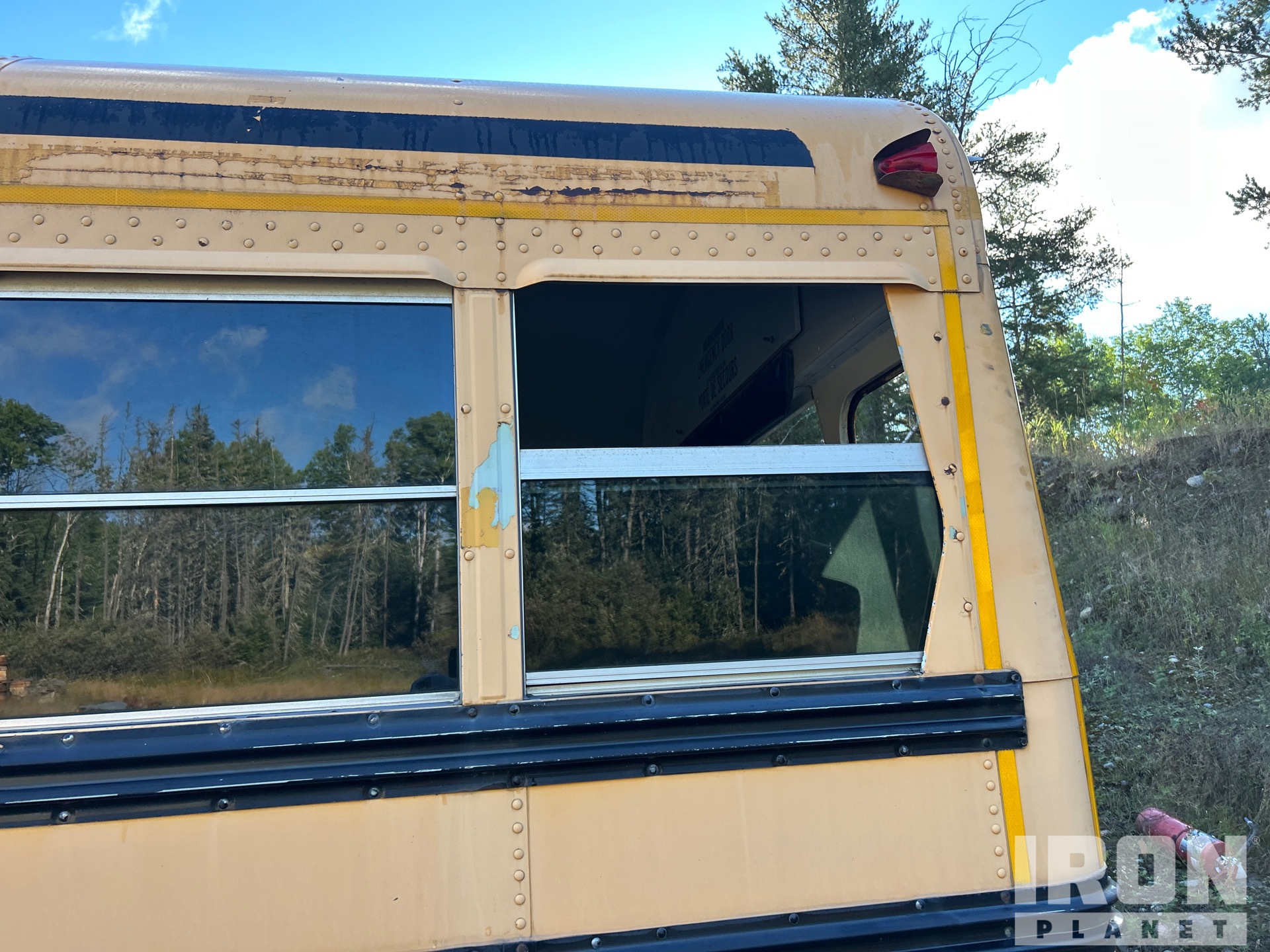 2007 Bluebird 4x2 48-Seat School
