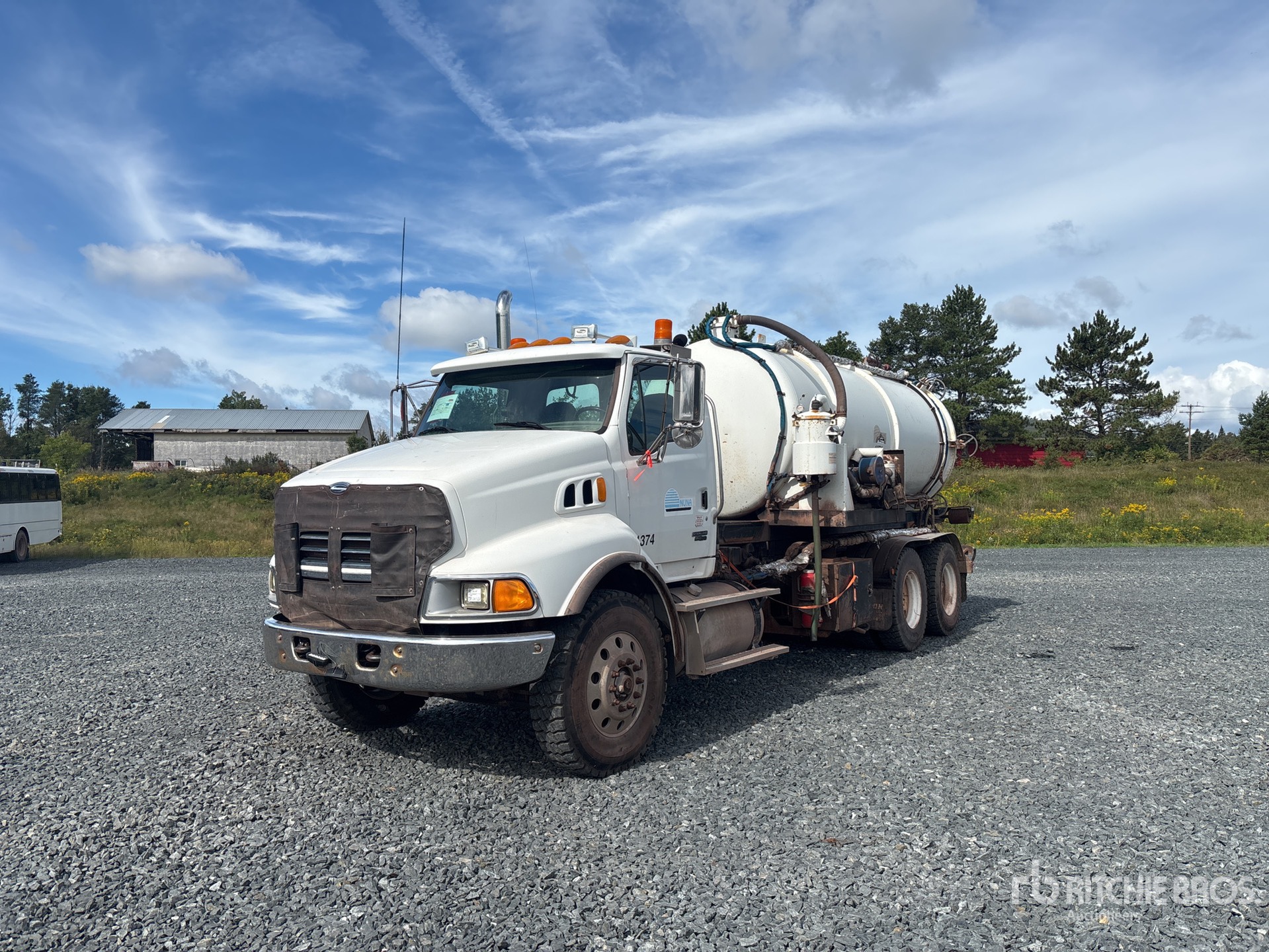 Photo of 2006 Sterling LT9500
