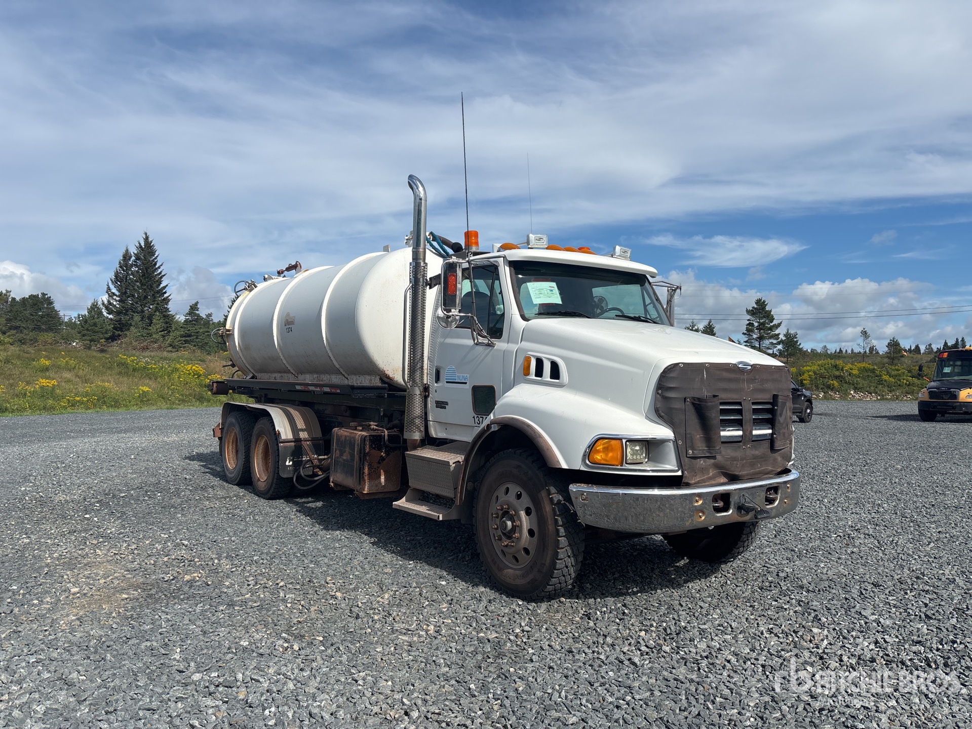 2006 Sterling LT9500