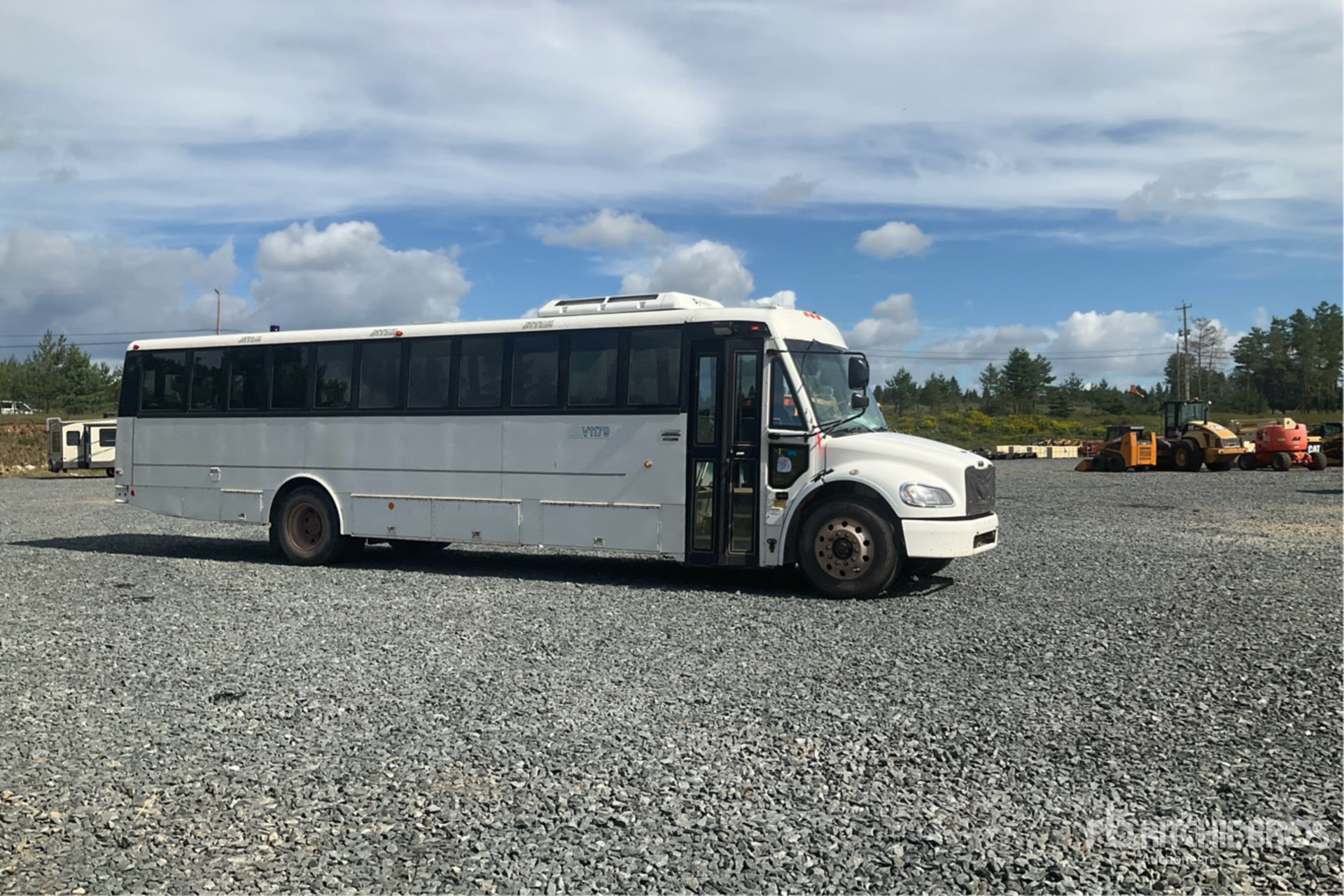 2014 Freightliner B2