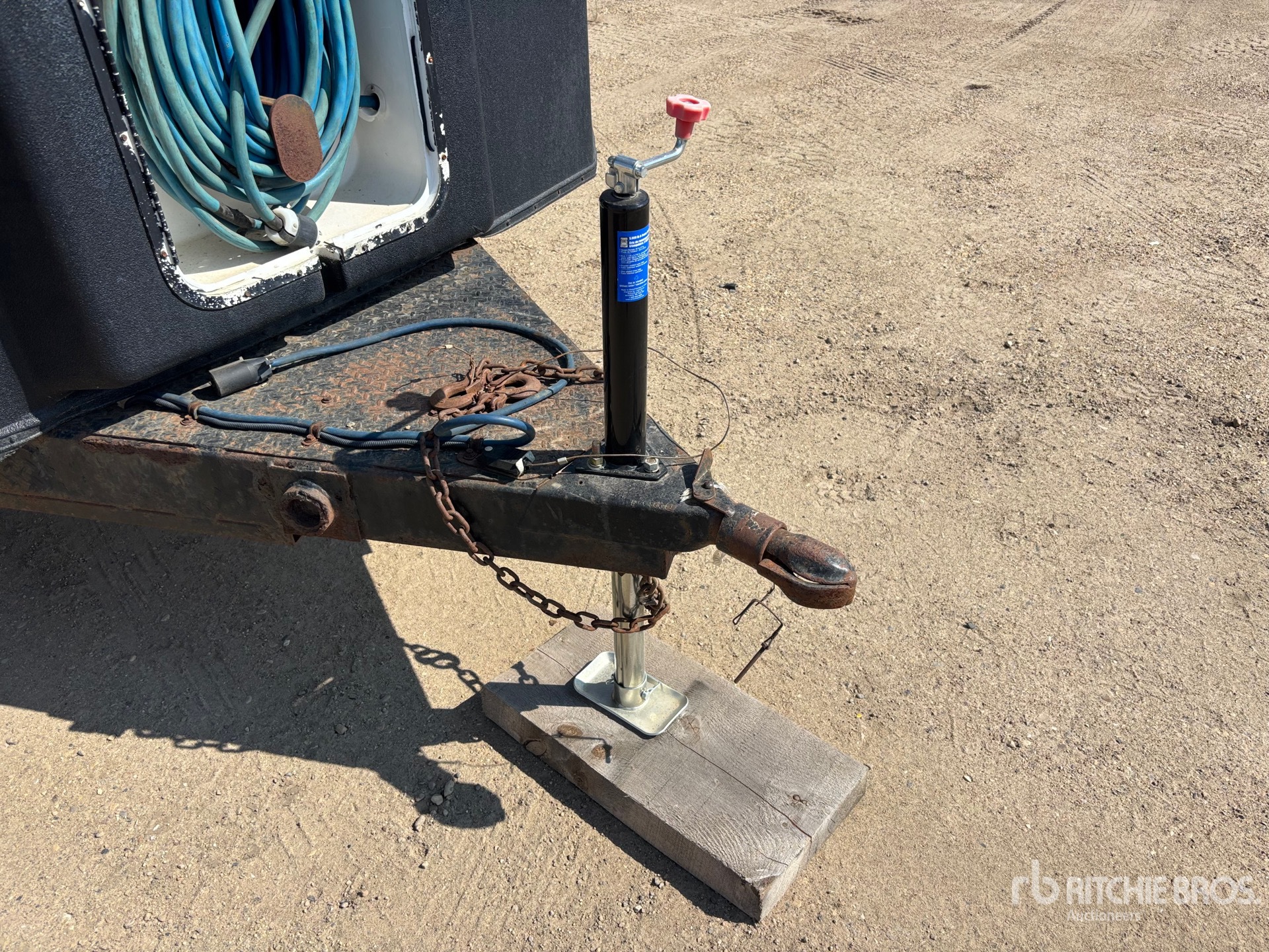 2013 ABU 21 FT X 8 FT PORTABLE T/A