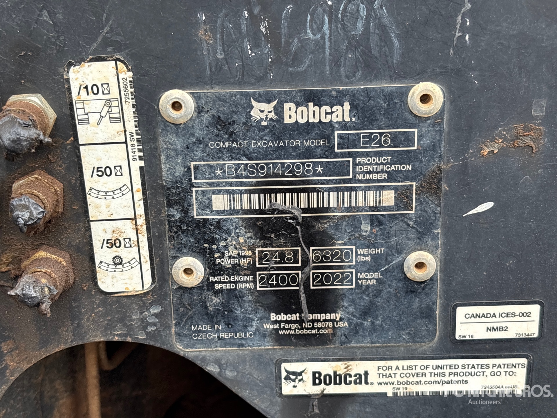 2022 Bobcat E26