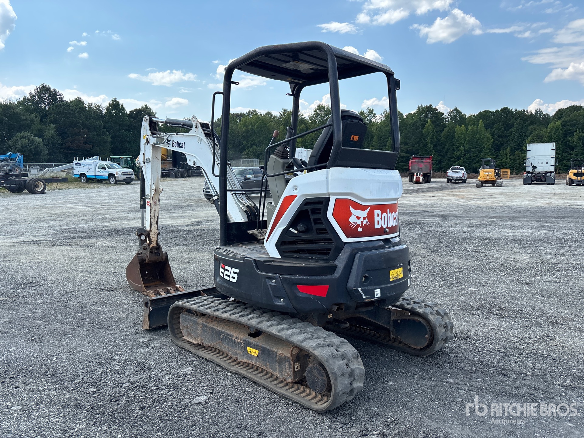 2022 Bobcat E26