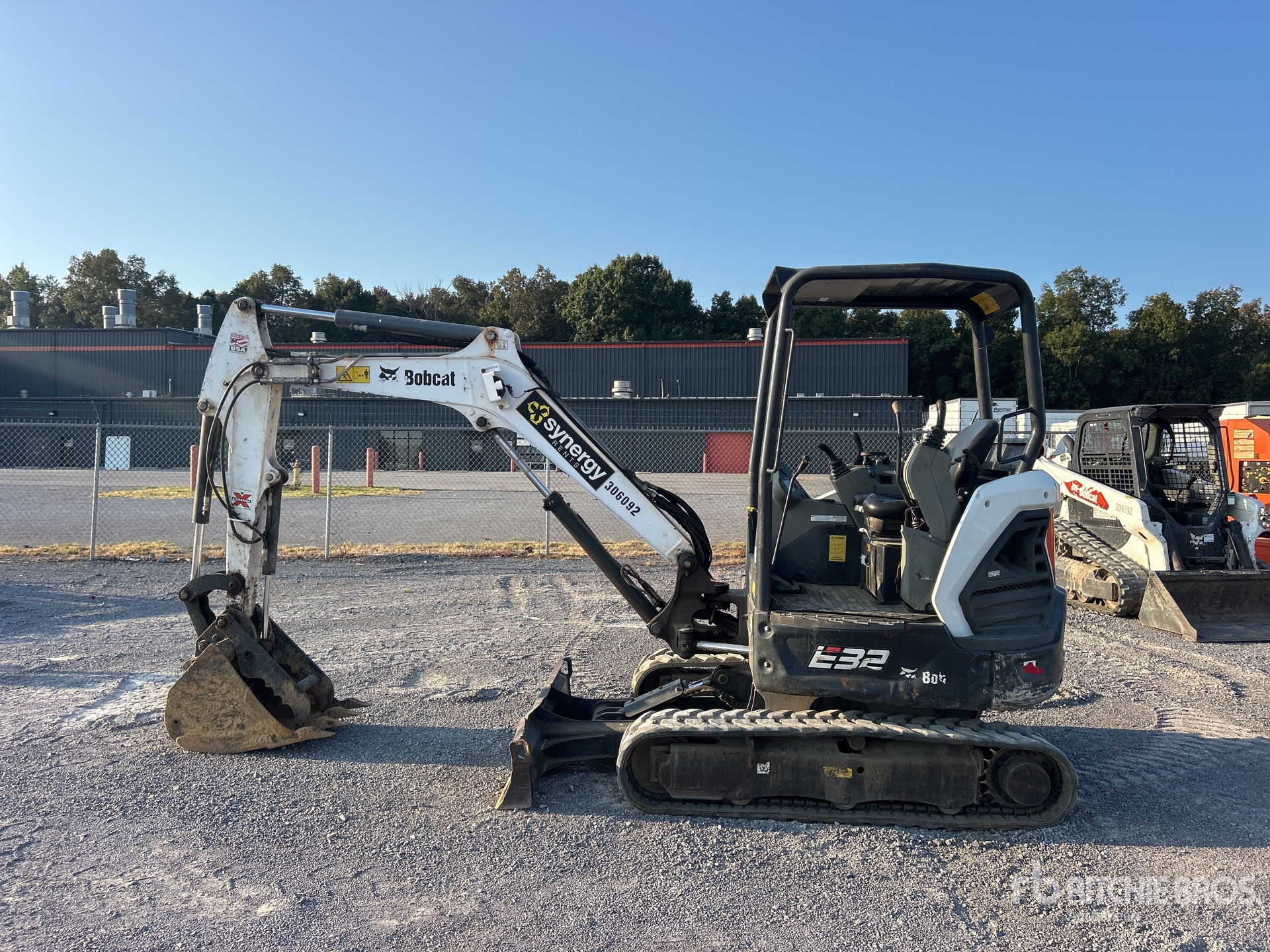 2019 Bobcat E32I