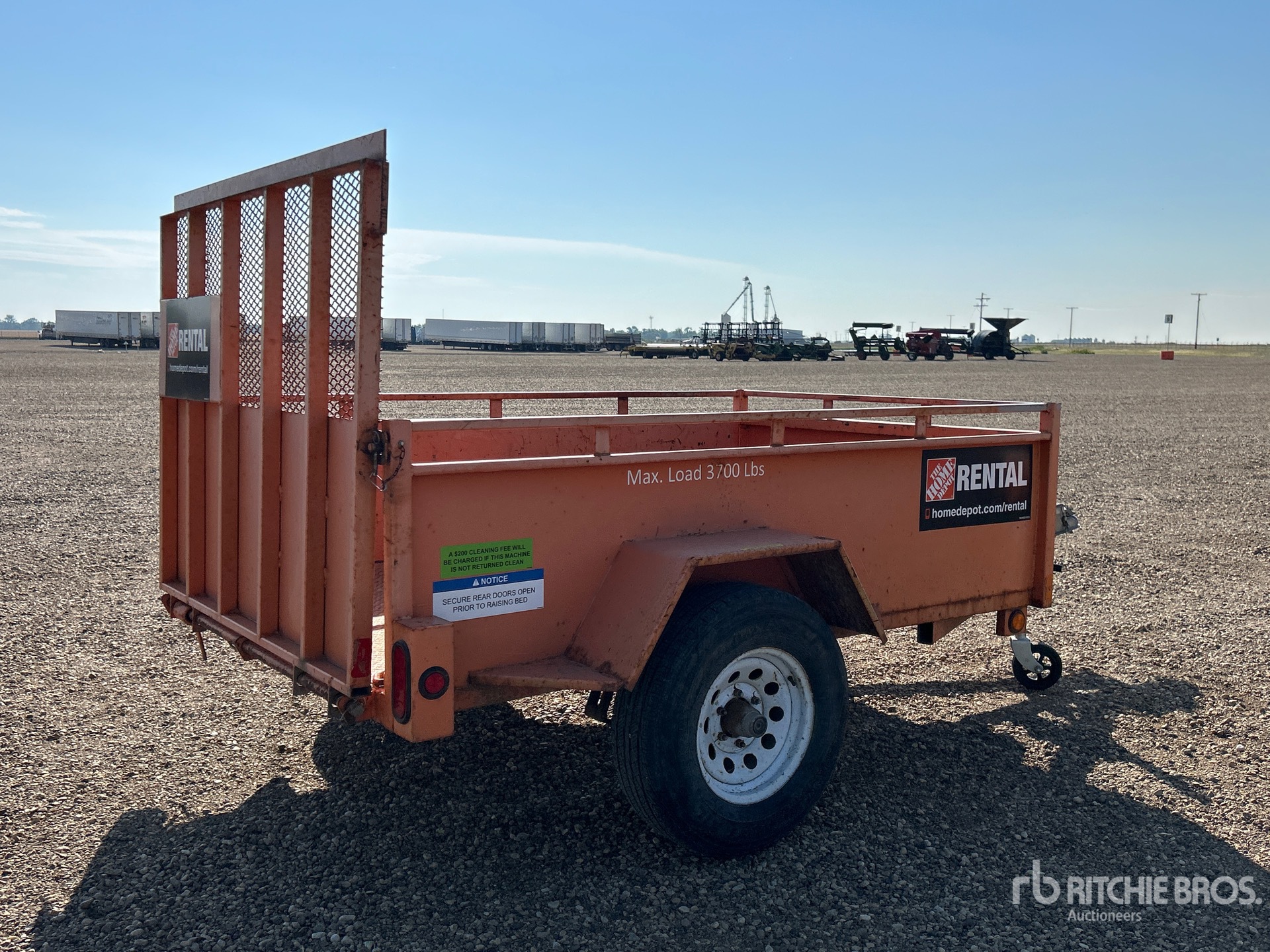 General Appearance with Picture, Right Rear Corner