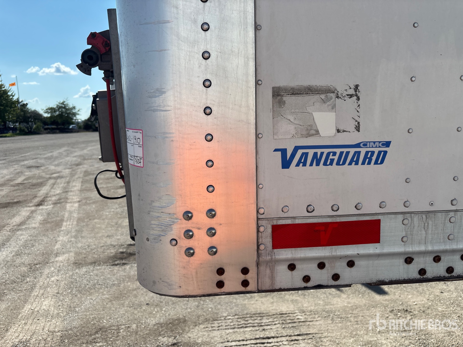 2021 Vanguard MAXCUBE
