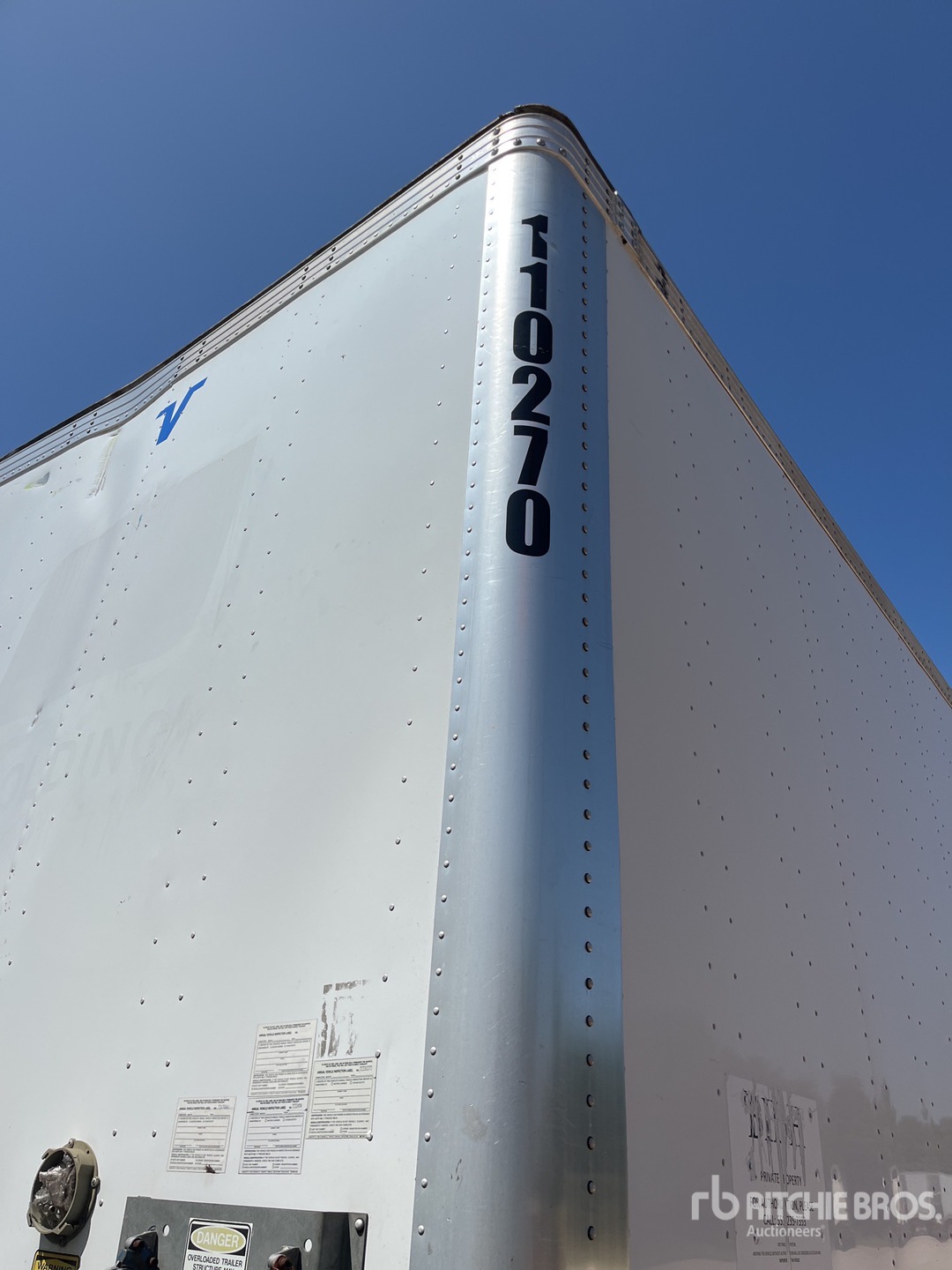 2021 Vanguard 53 FT T/A