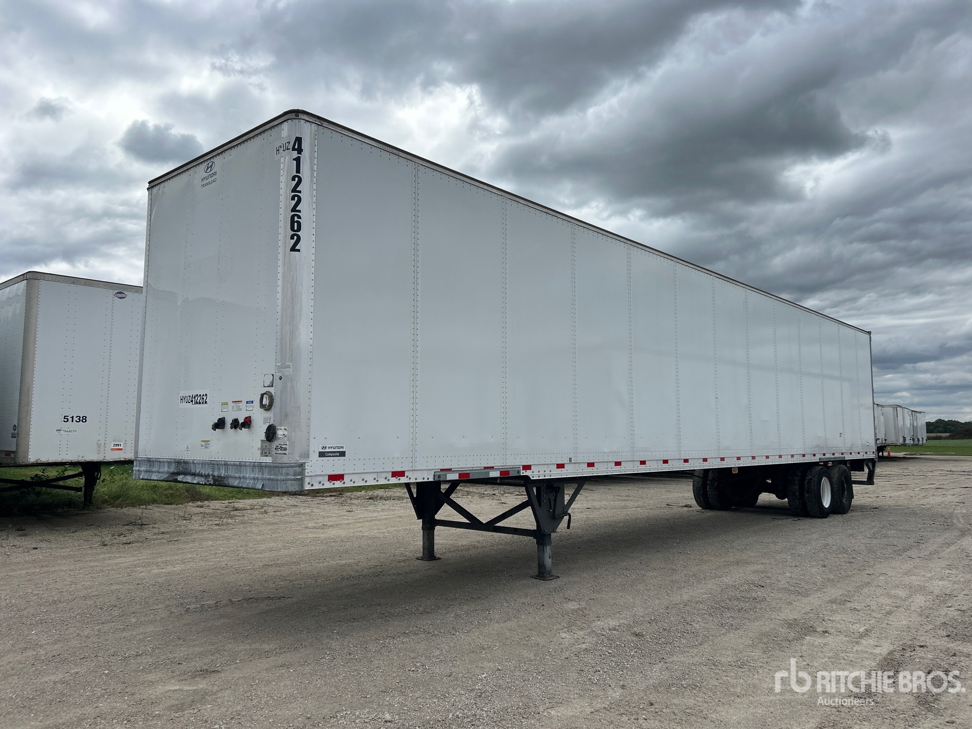 Photo of 2023 Hyundai VC2530152-AJS