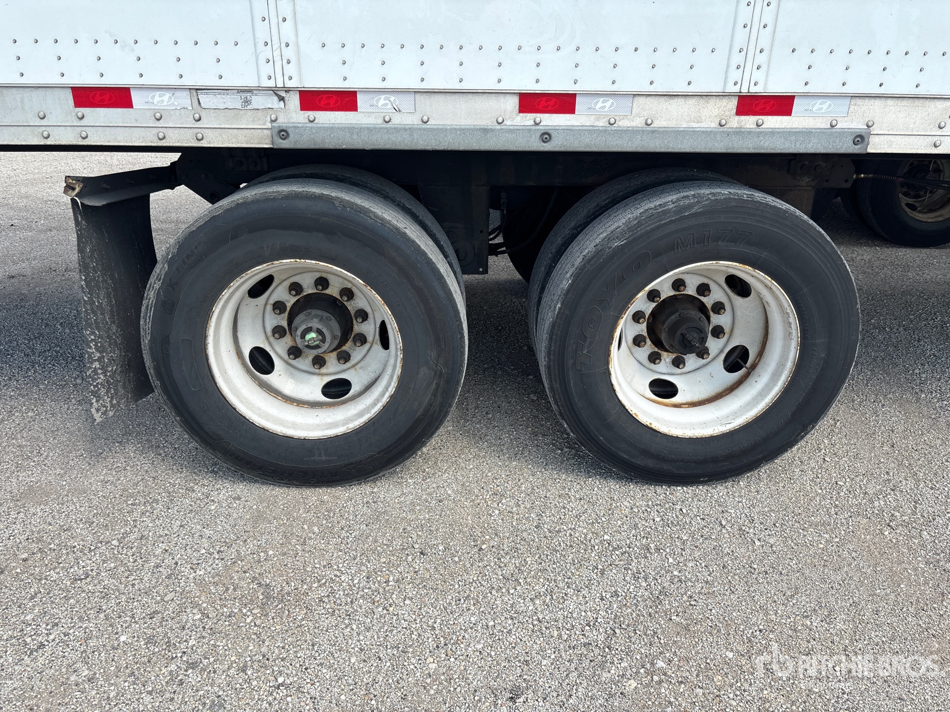 2023 Hyundai VC2530152-AJS