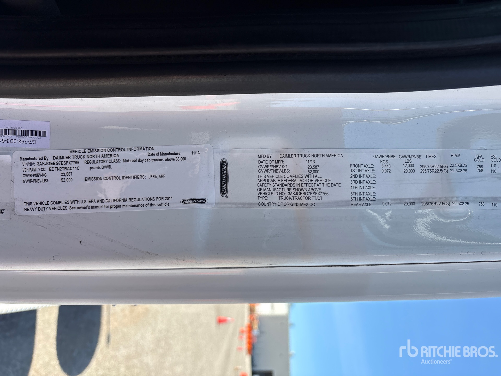 2014 Freightliner CASCADIA 125