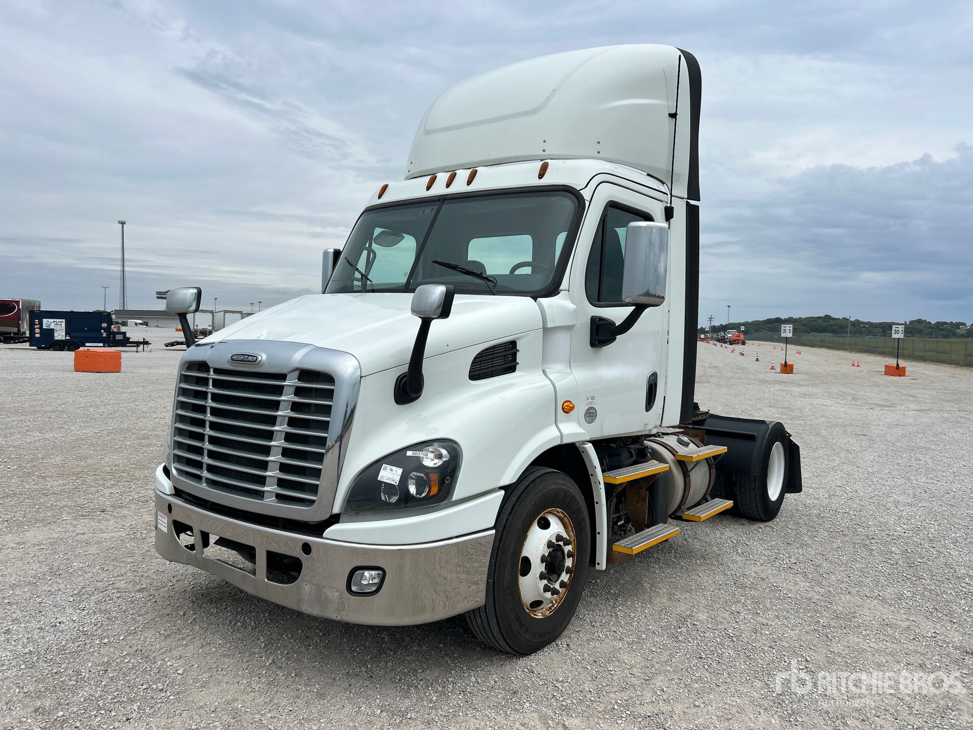 2018 Freightliner CASCADIA 113