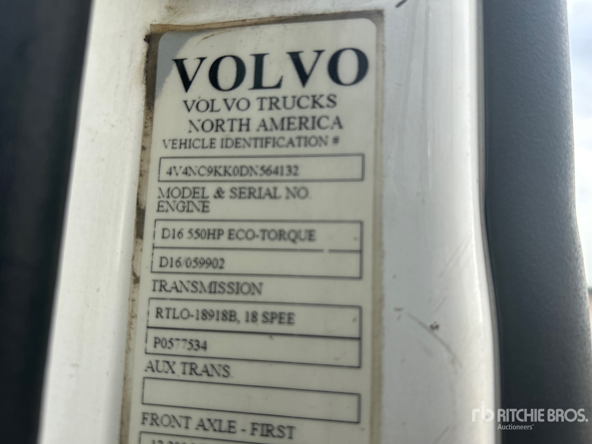 2013 Volvo VNL