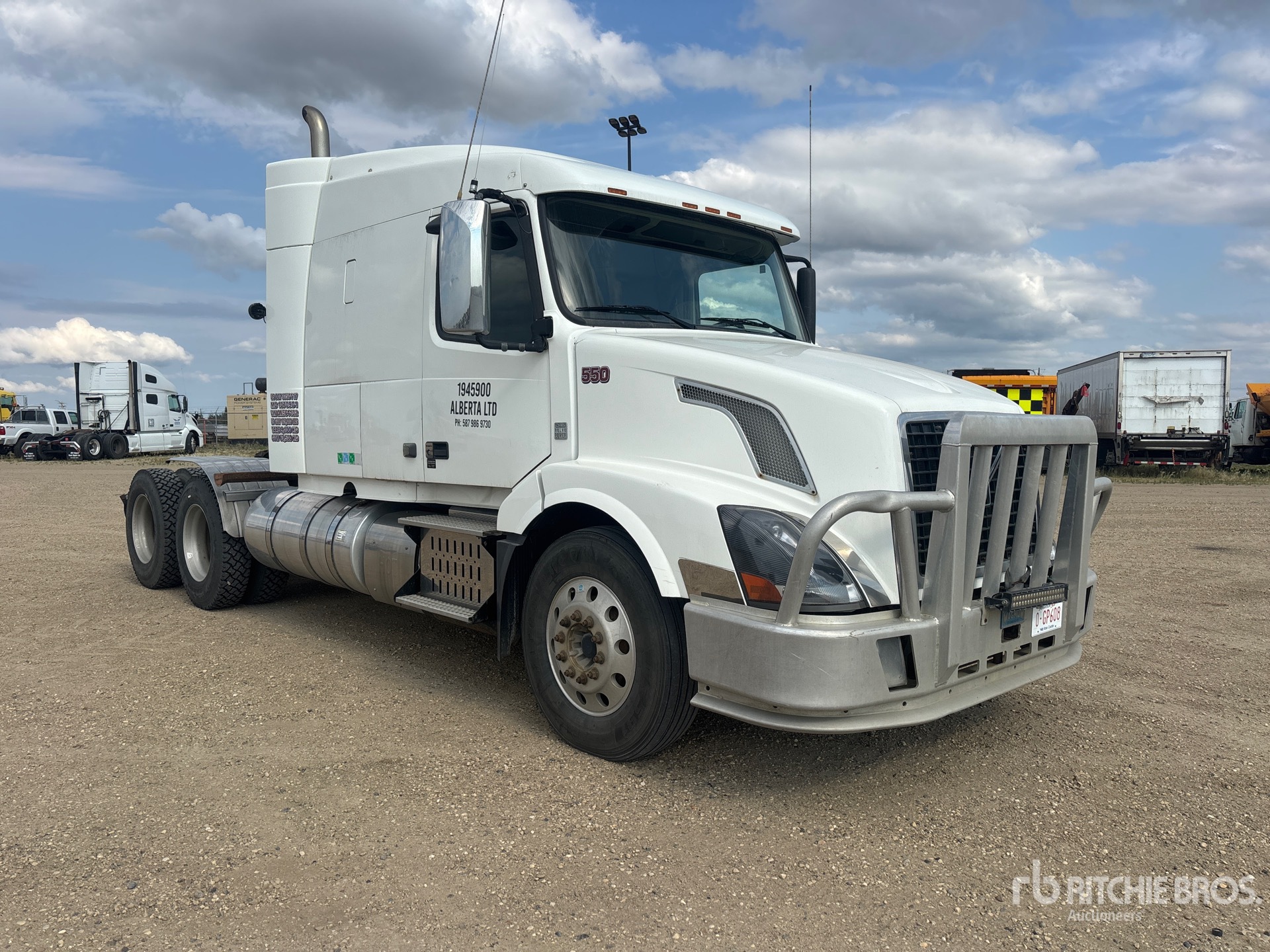 2013 Volvo VNL