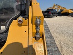 Hydraulics with Auxiliary Hydraulic Plumbing