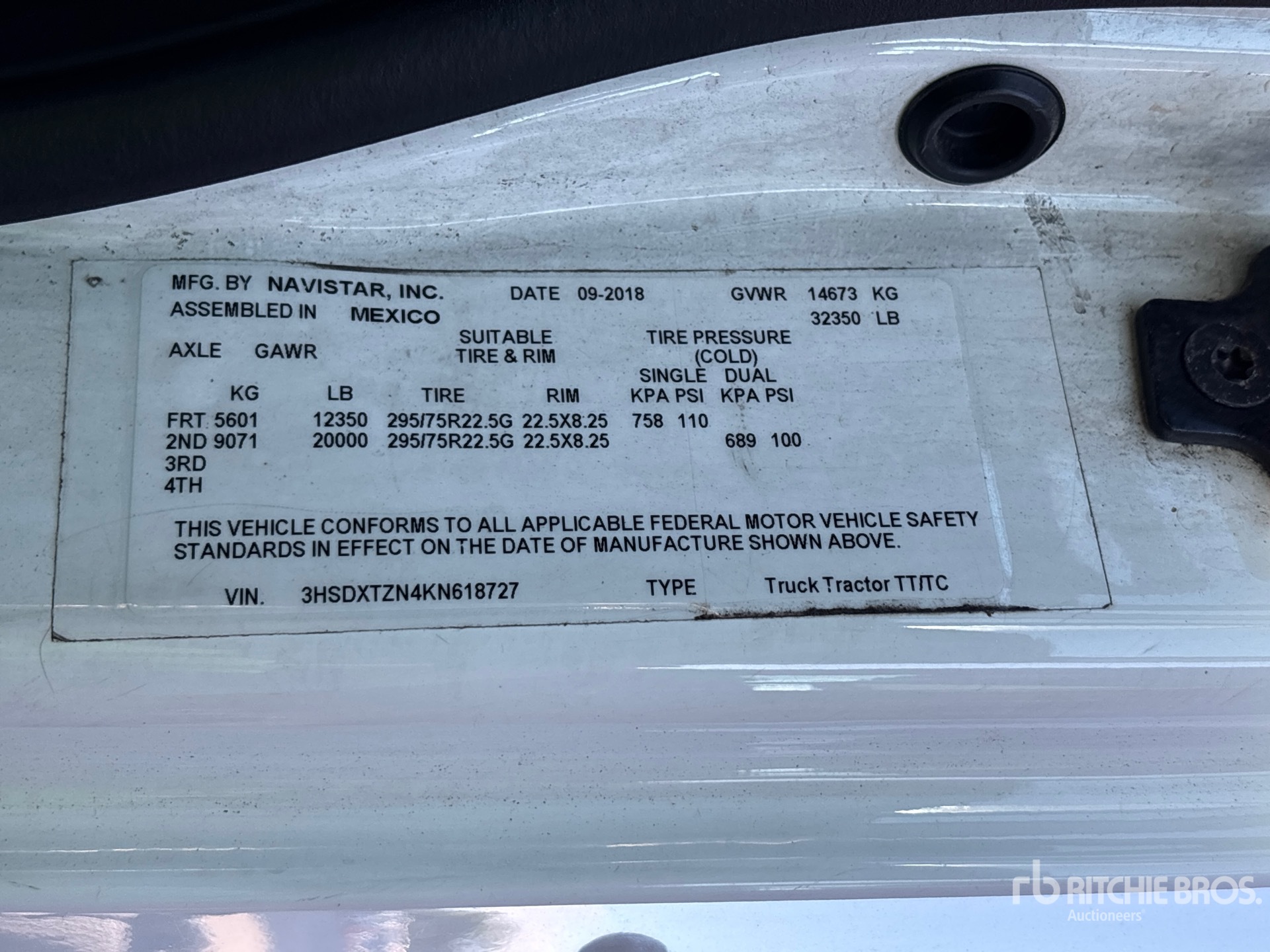 2019 International RH613