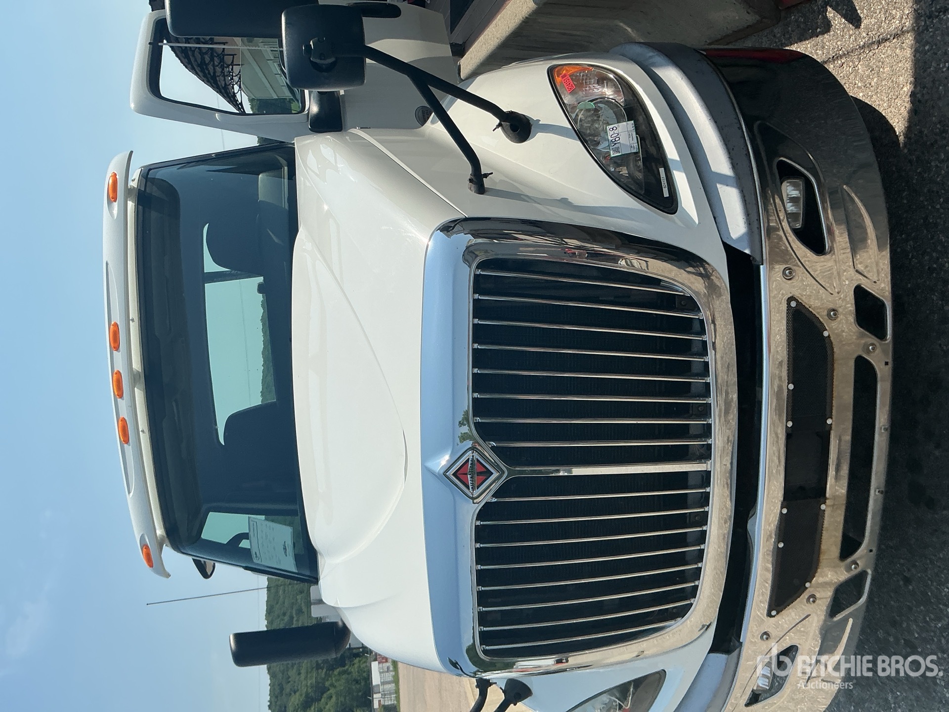 2019 International RH613