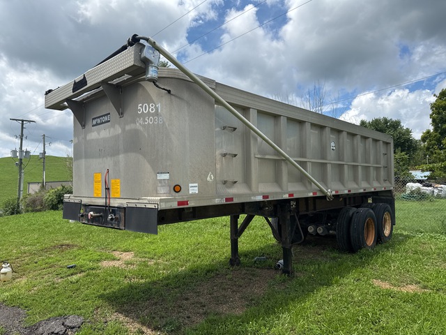 Montone 26 ft T/A End Dump Trailer