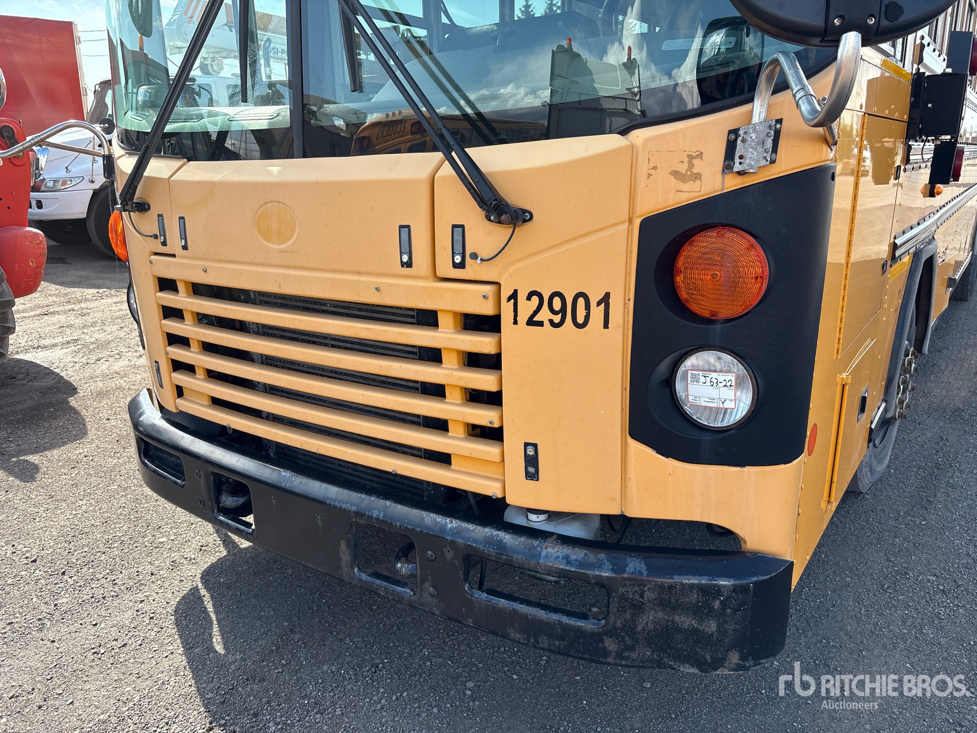 2012 Bluebird 4X2 66-SEAT SCHOOL