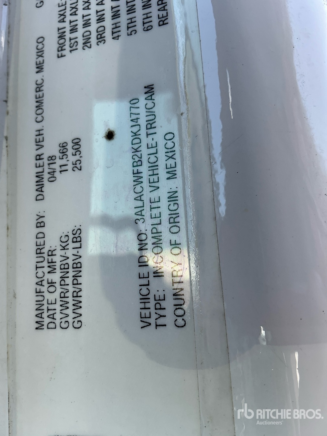 2019 Freightliner M2 106
