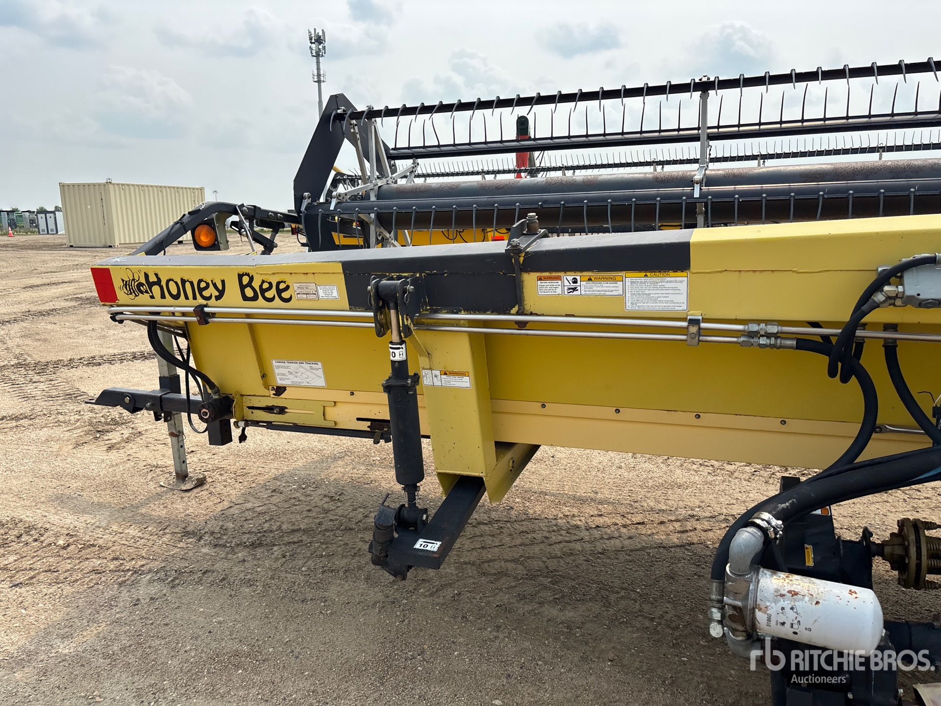 1999 Honey Bee SP30