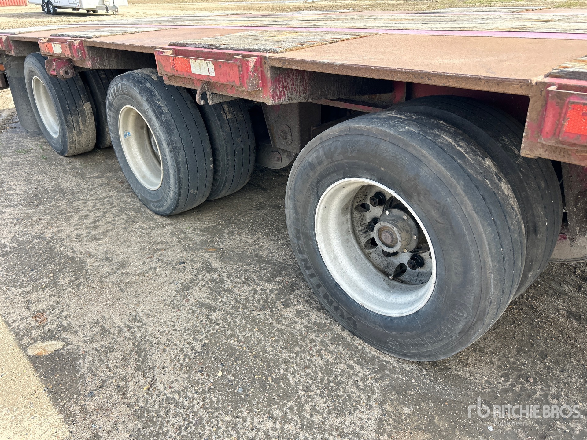 2015 Dorsey 53 ft Tri/A Spread Axle