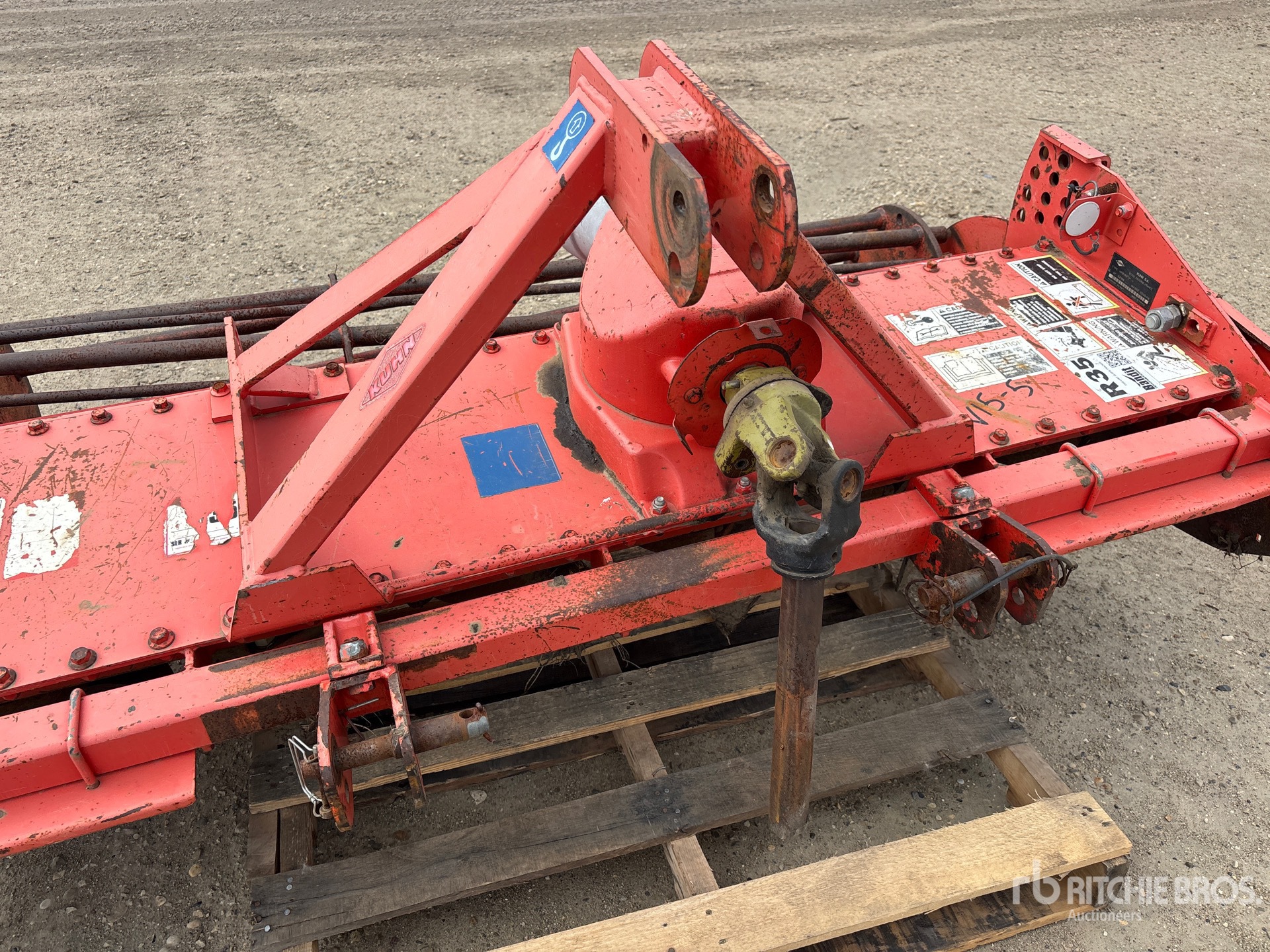 Kuhn HRB182