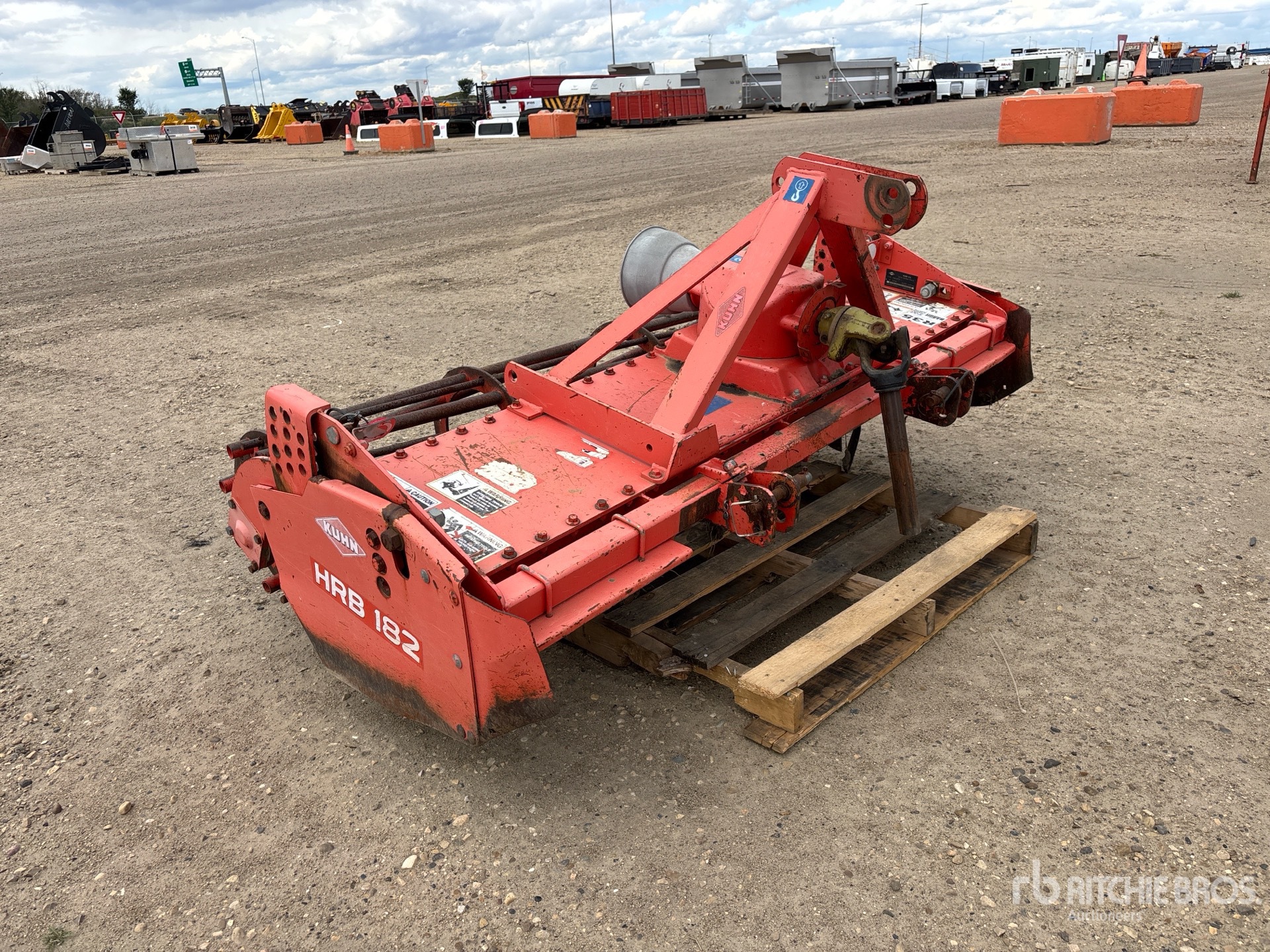 Kuhn HRB182