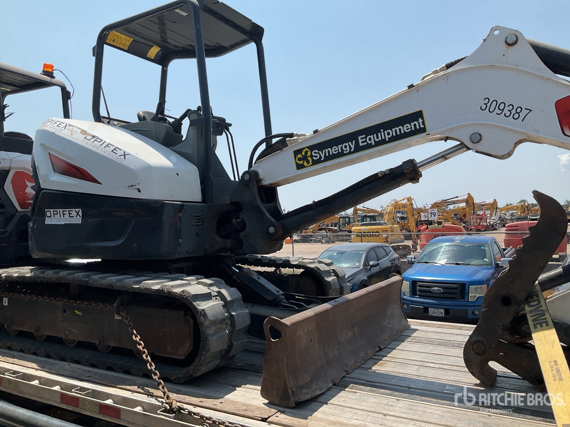 2022 Bobcat E50