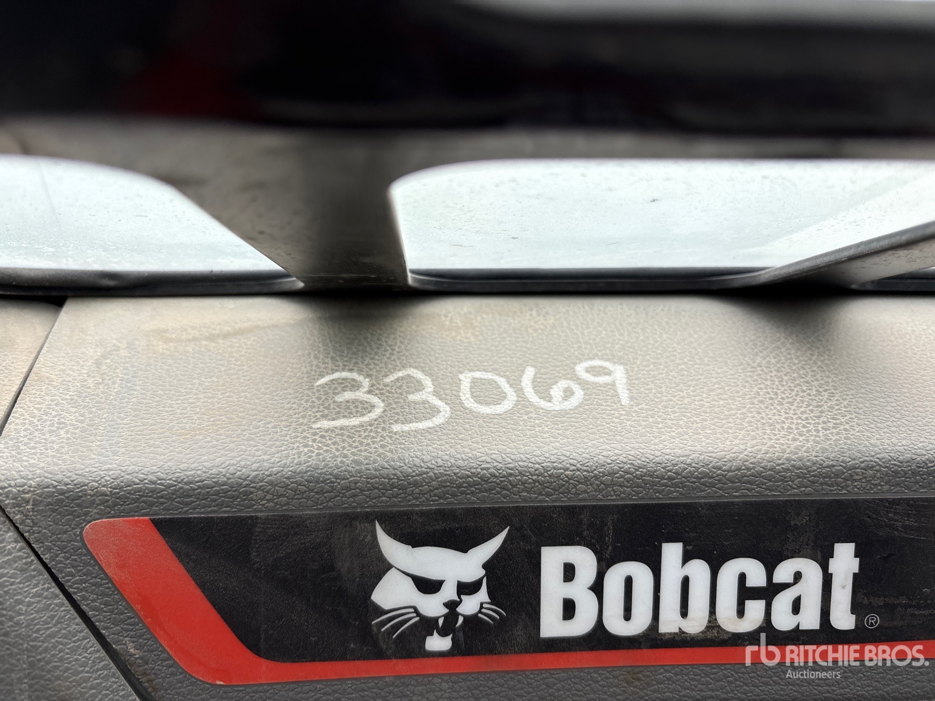 2022 Bobcat S76