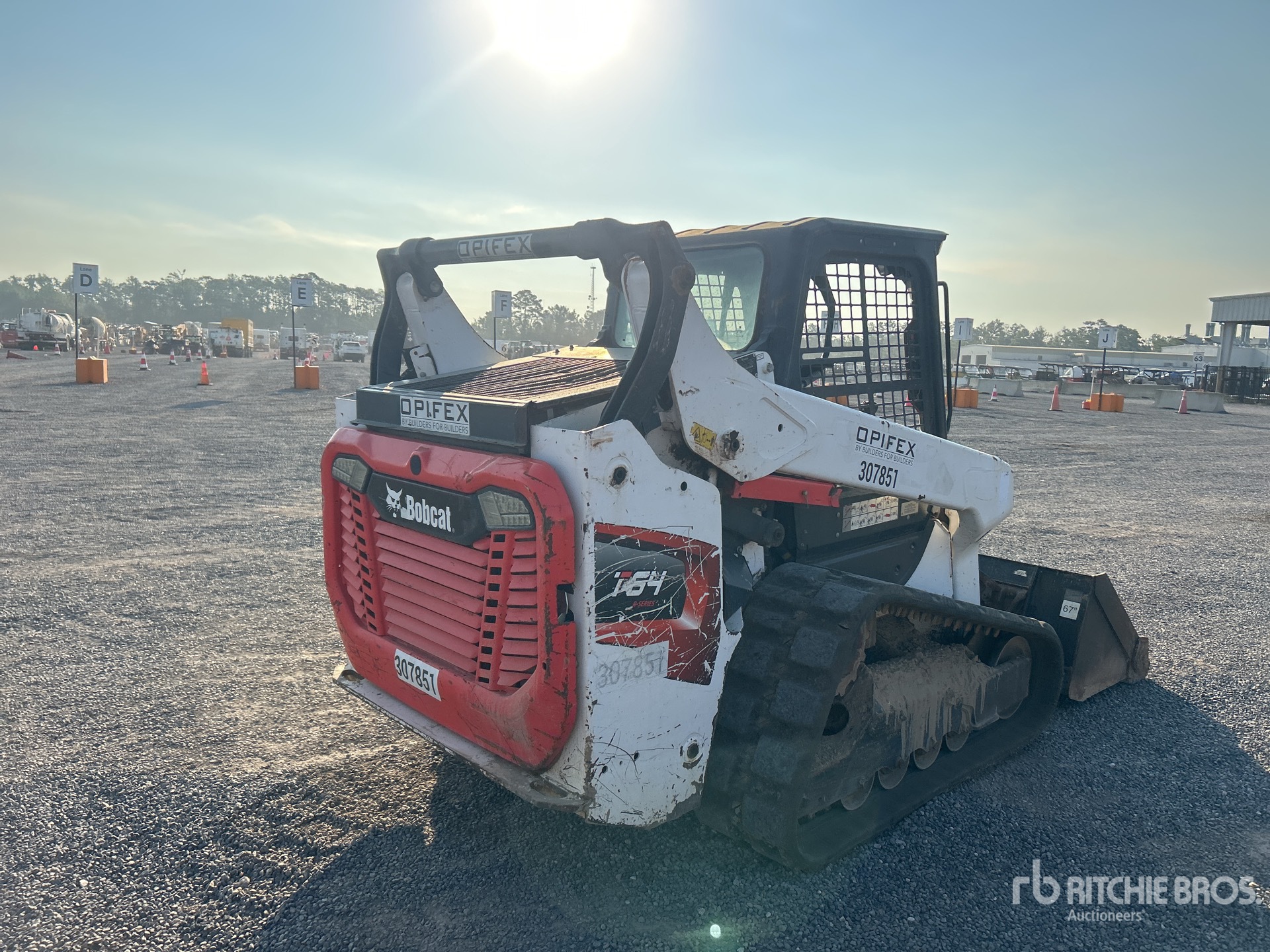 2021 Bobcat T64