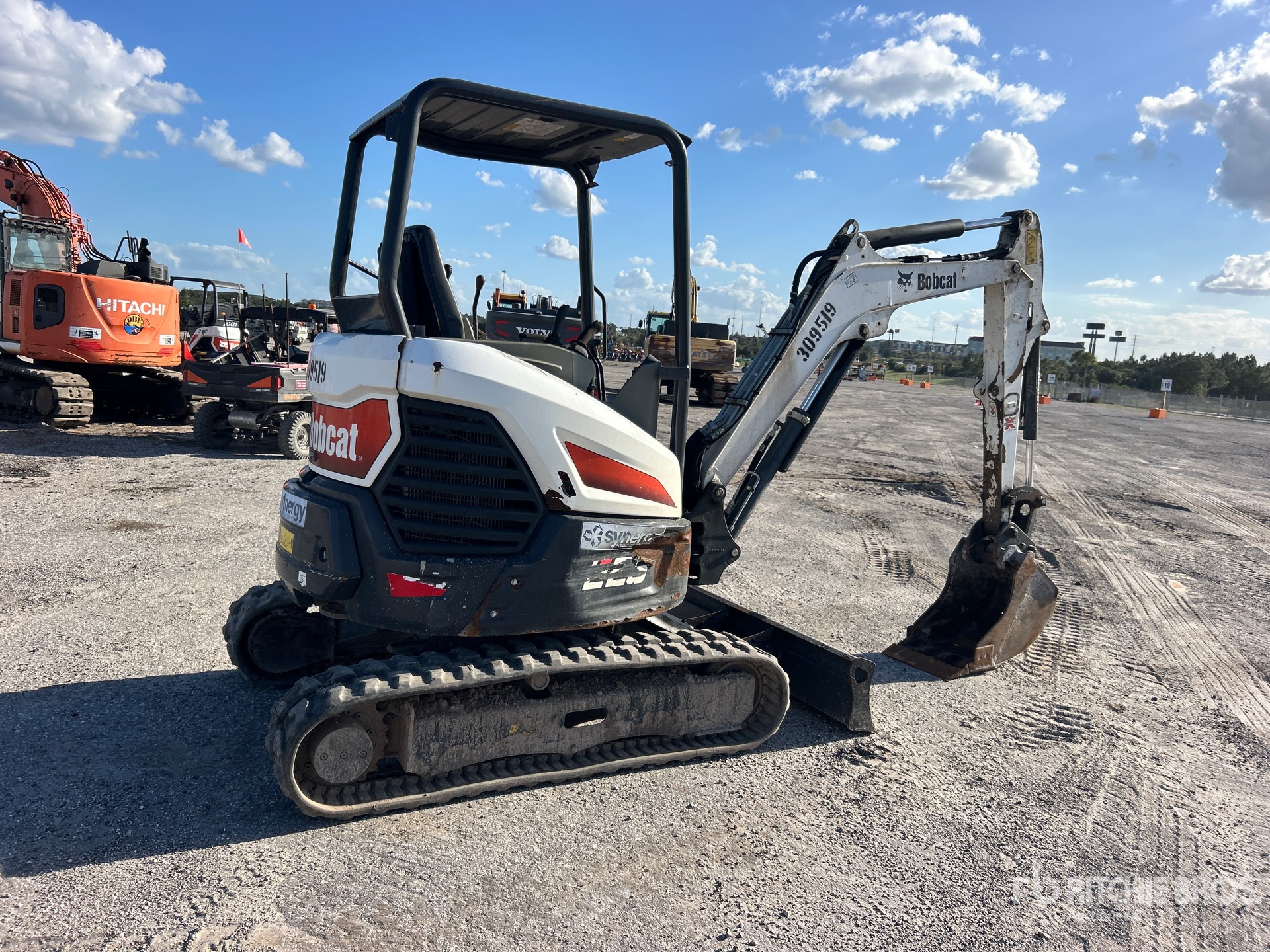 2022 Bobcat E26