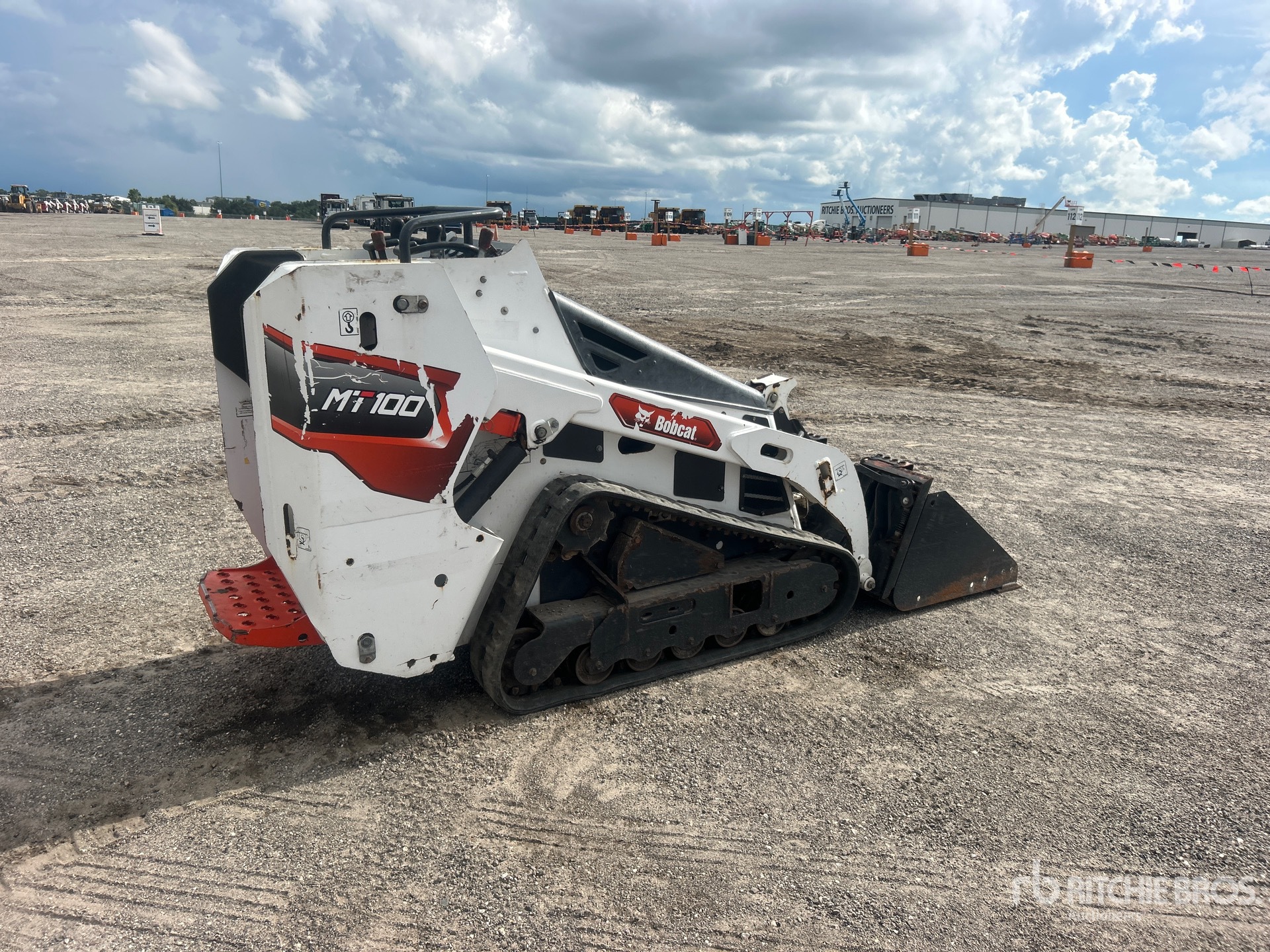 2022 Bobcat MT100
