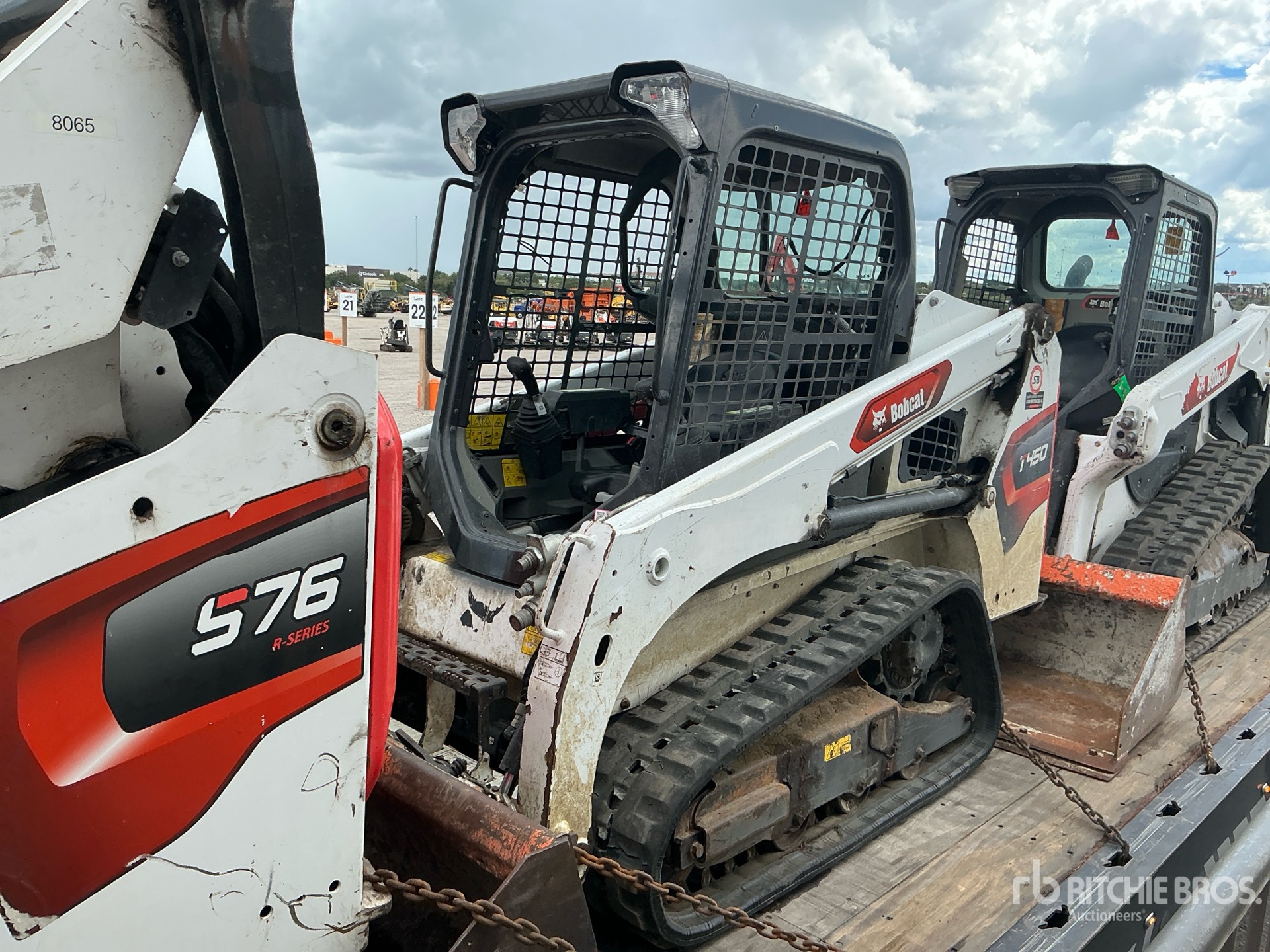 2025 Bobcat T450