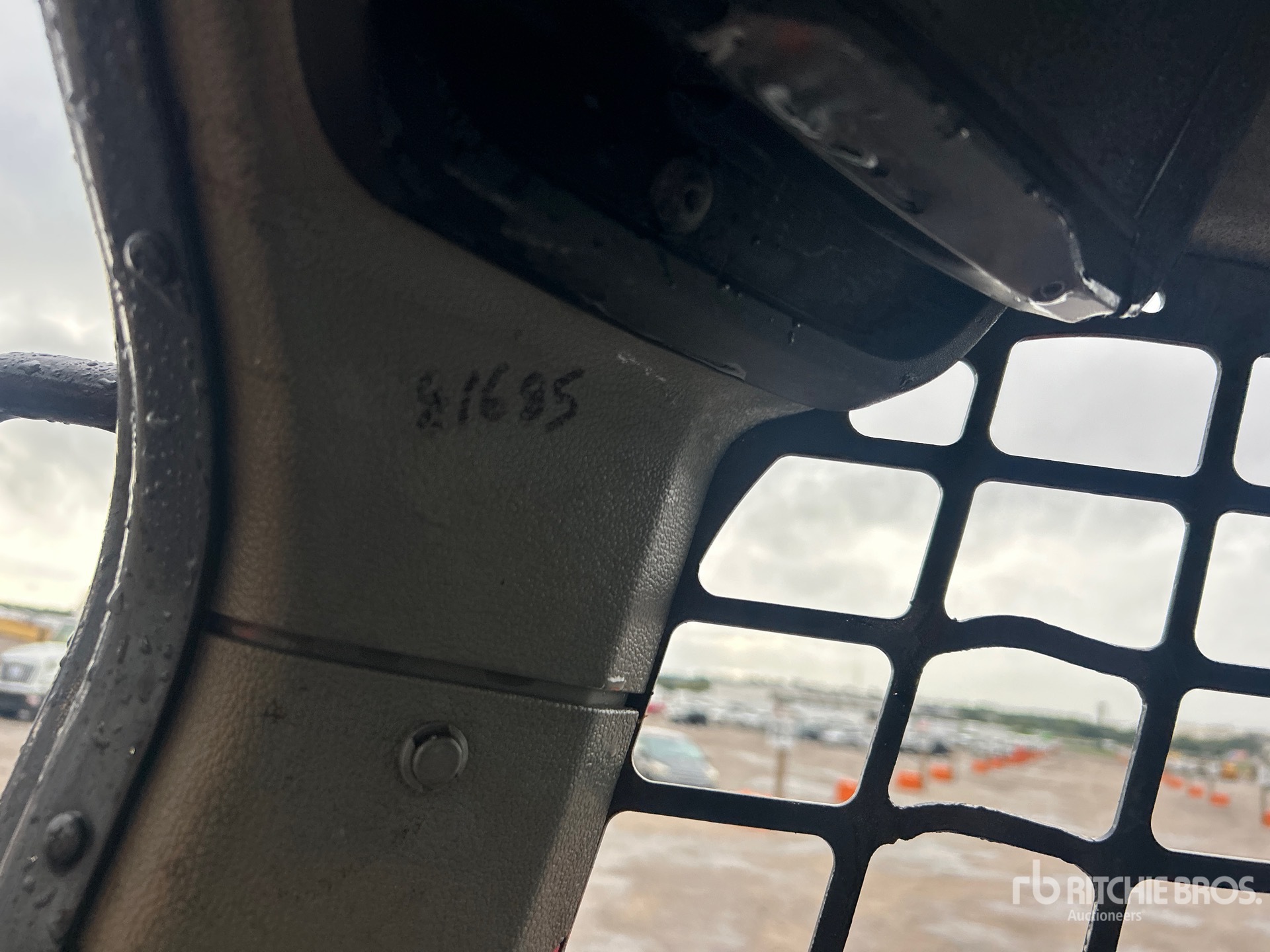 2021 Bobcat T62