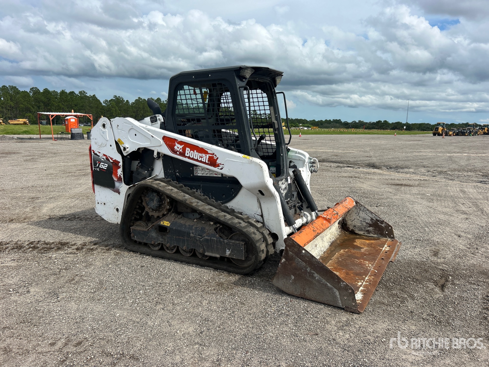 2022 Bobcat T62
