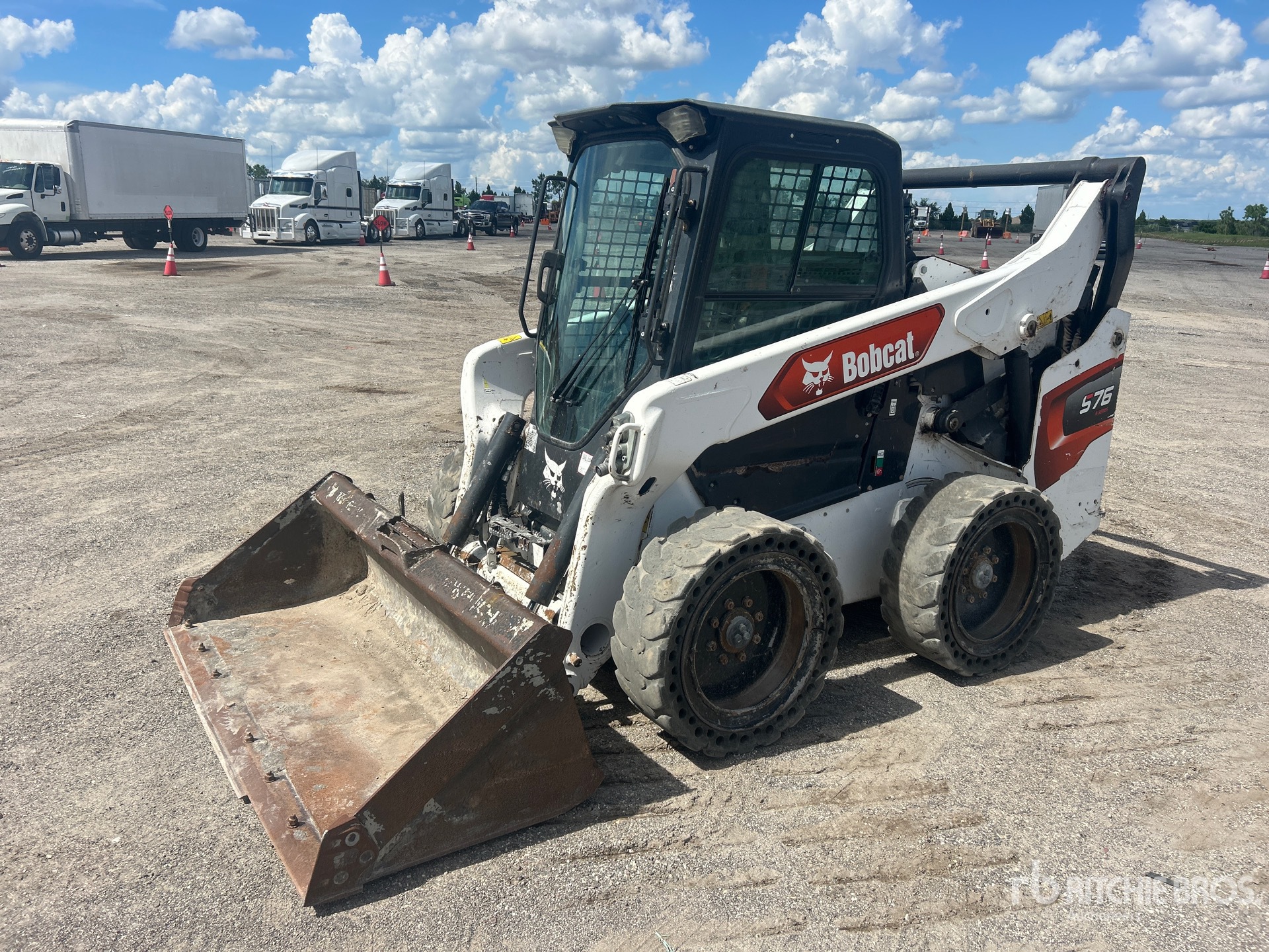 Photo of 2022 Bobcat S76
