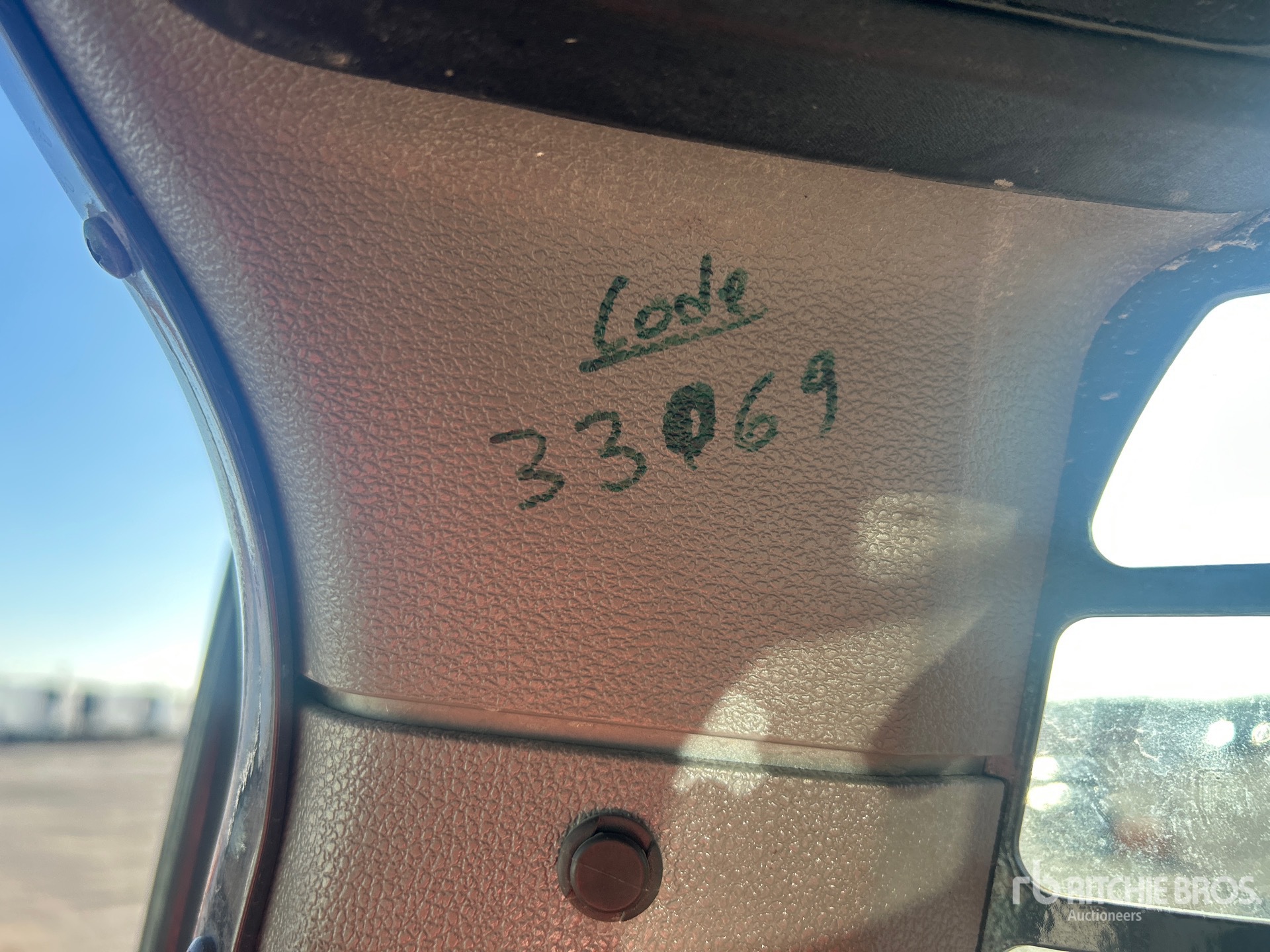 2022 Bobcat S76