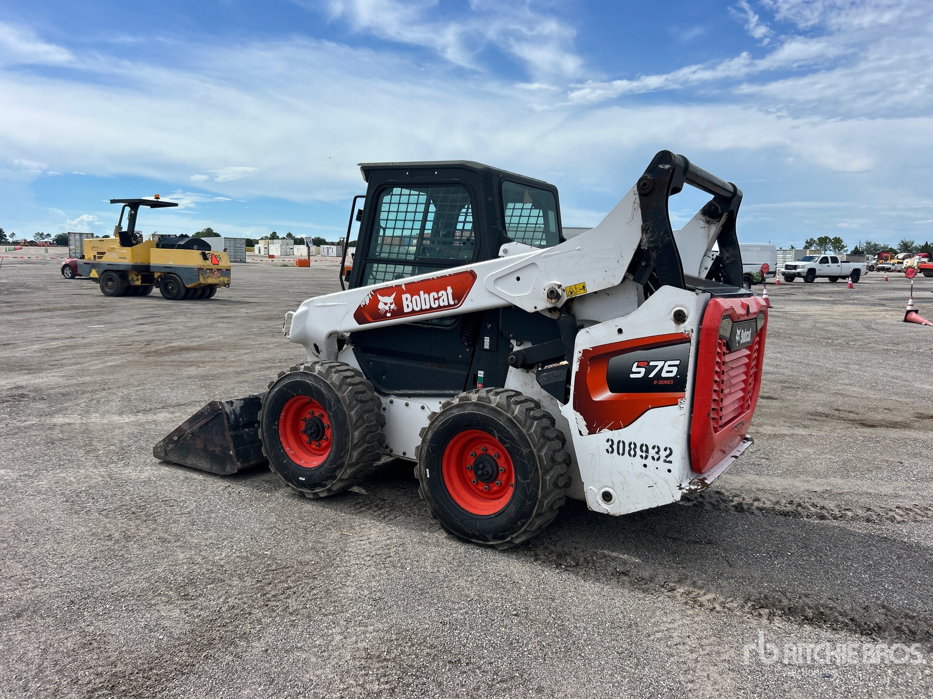 2022 Bobcat S76