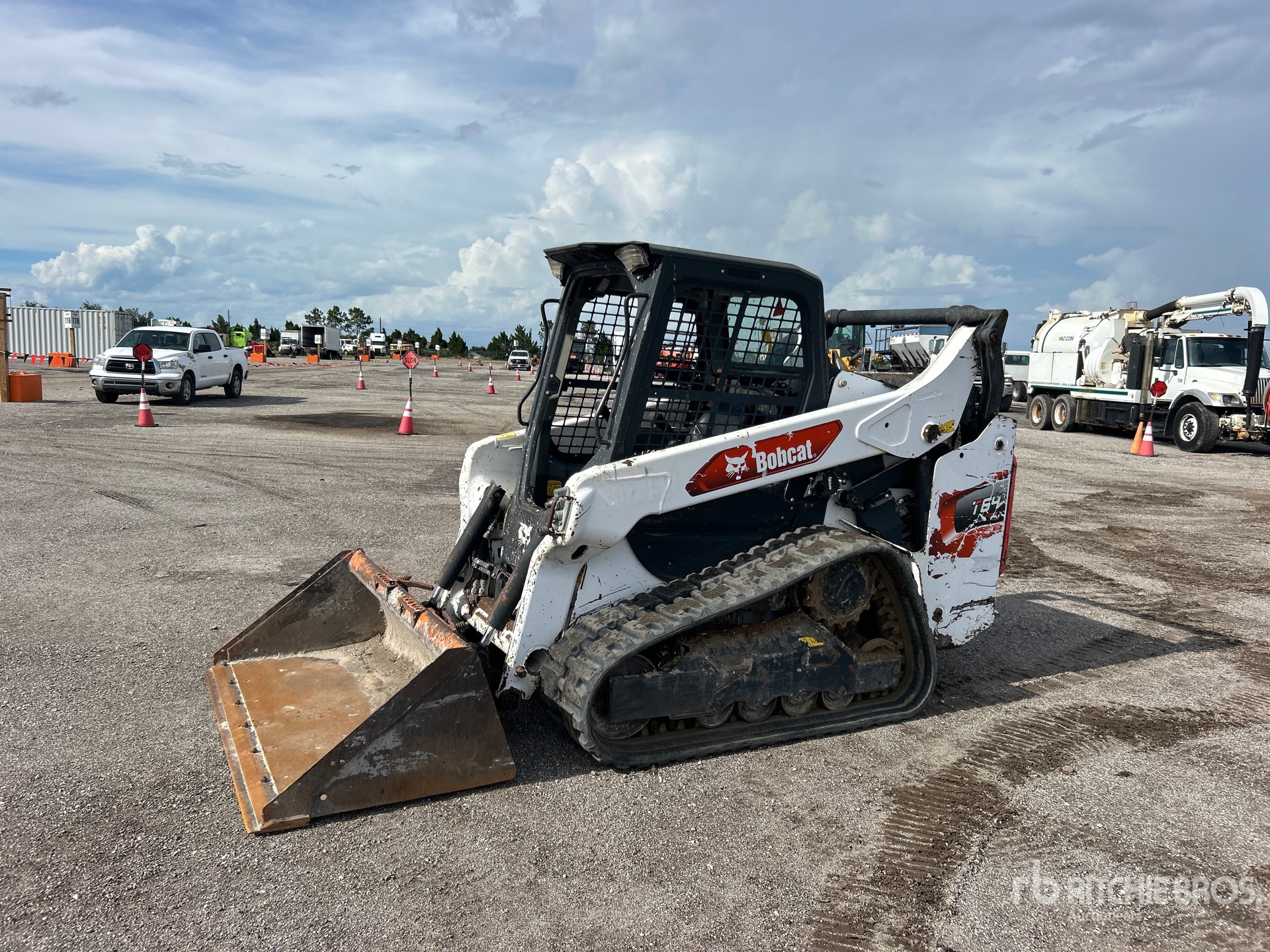 2021 Bobcat T64