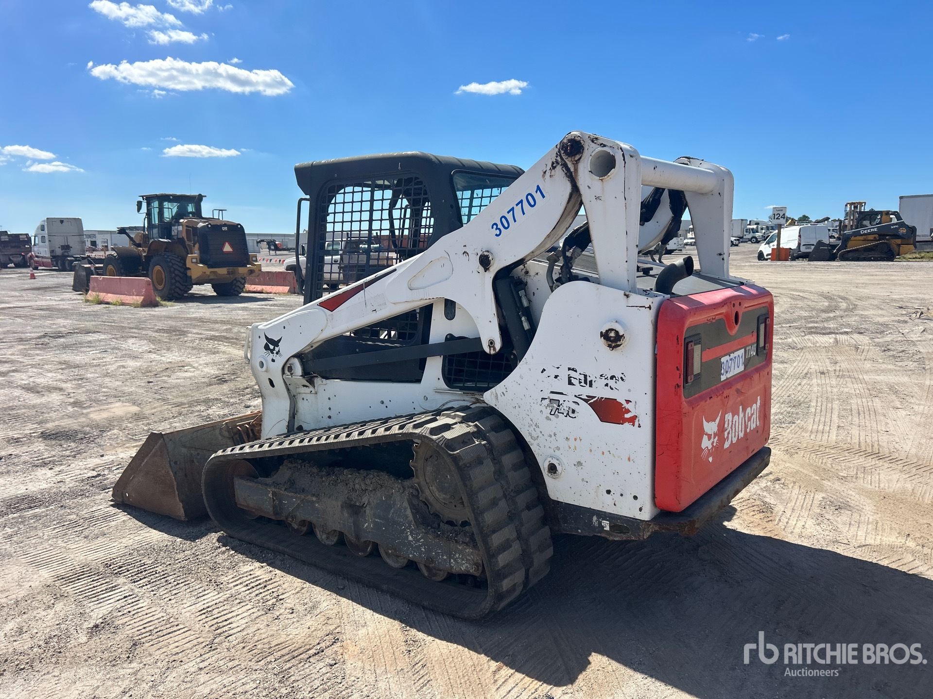 2021 Bobcat T740