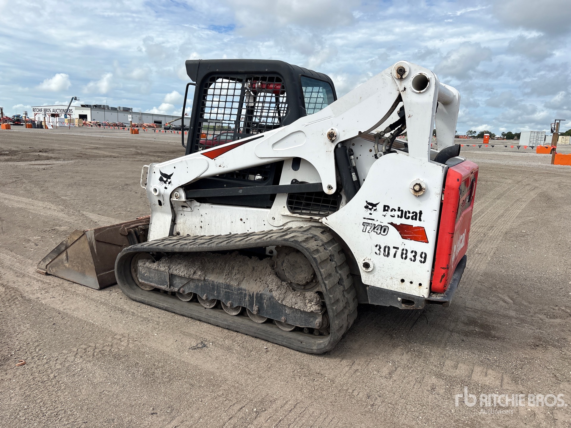 2021 Bobcat T740