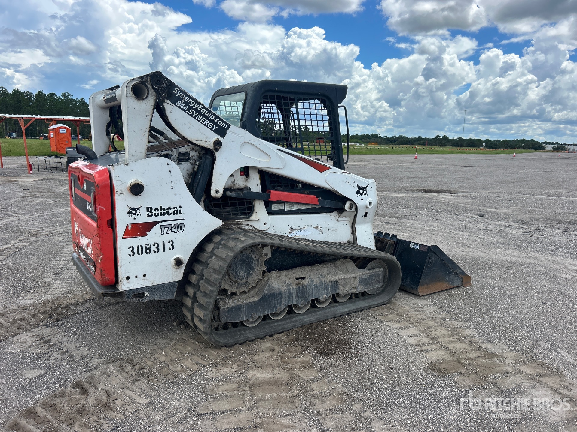 2021 Bobcat T740