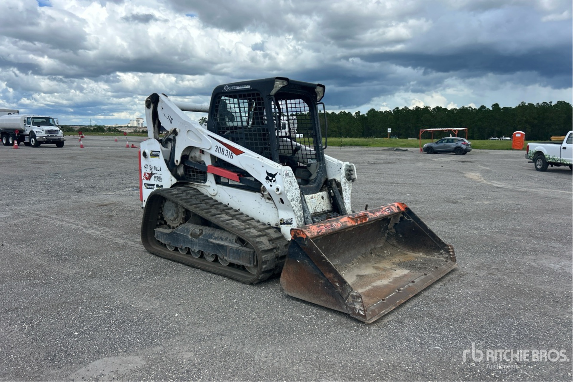 2021 Bobcat T740